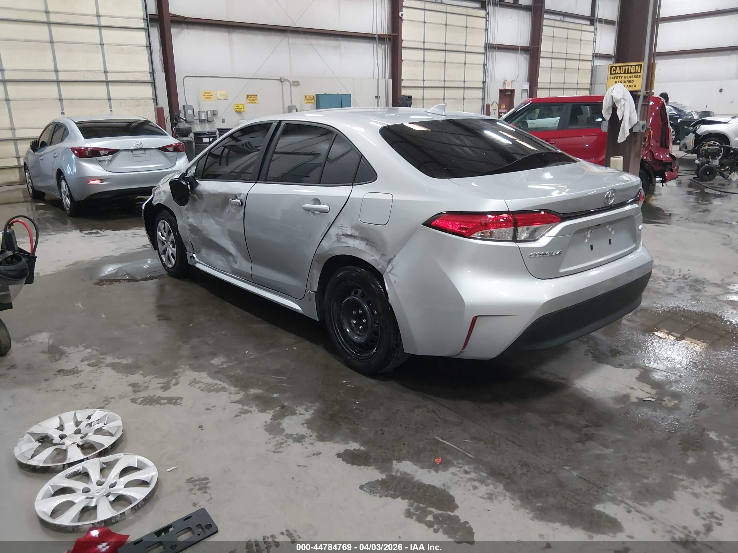 2026 Toyota Corolla Le Silver vin: JTDB4MEE5T3037430