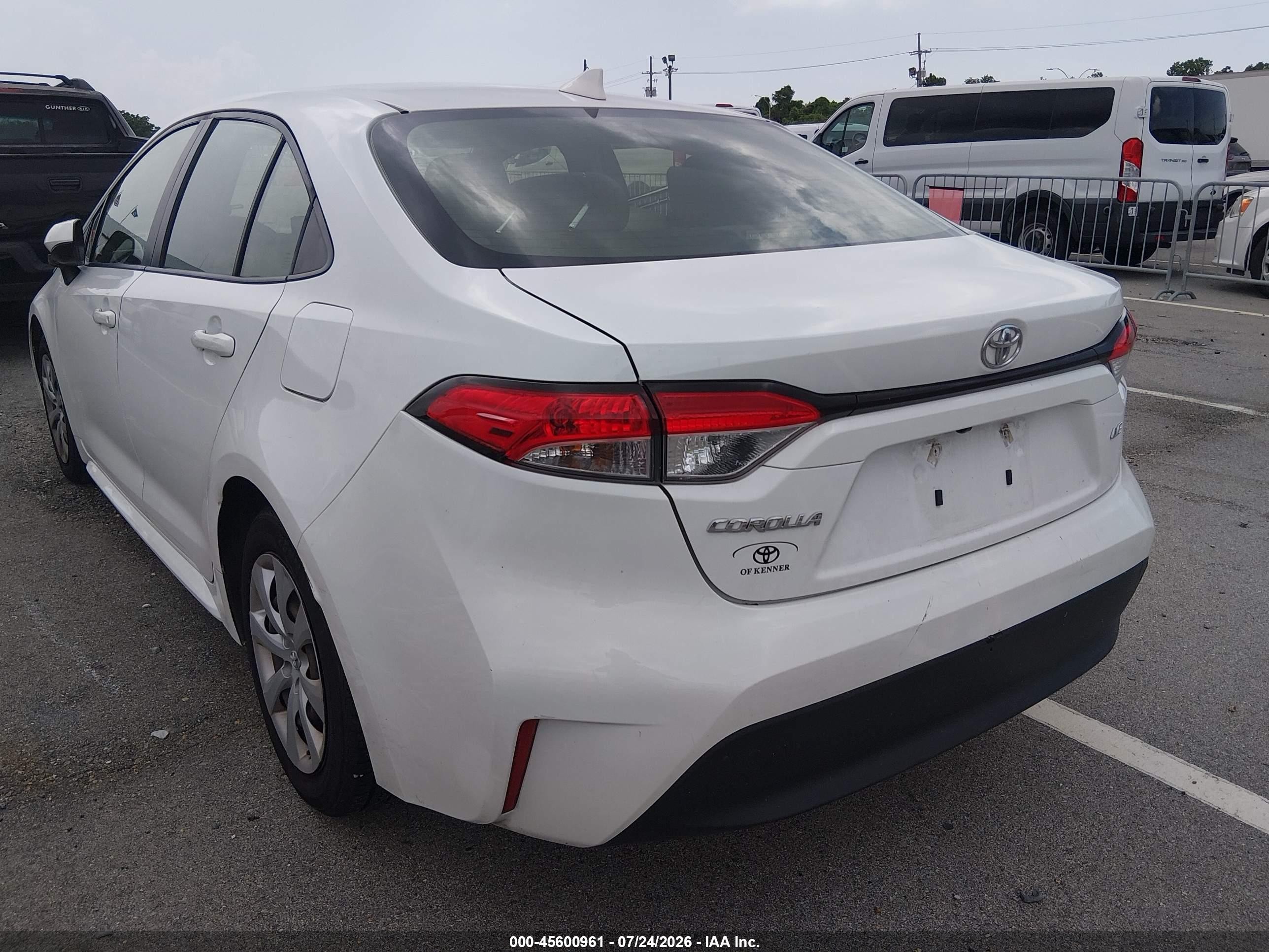 2023 Toyota Corolla Le White vin: JTDB4MEE9PJ004688