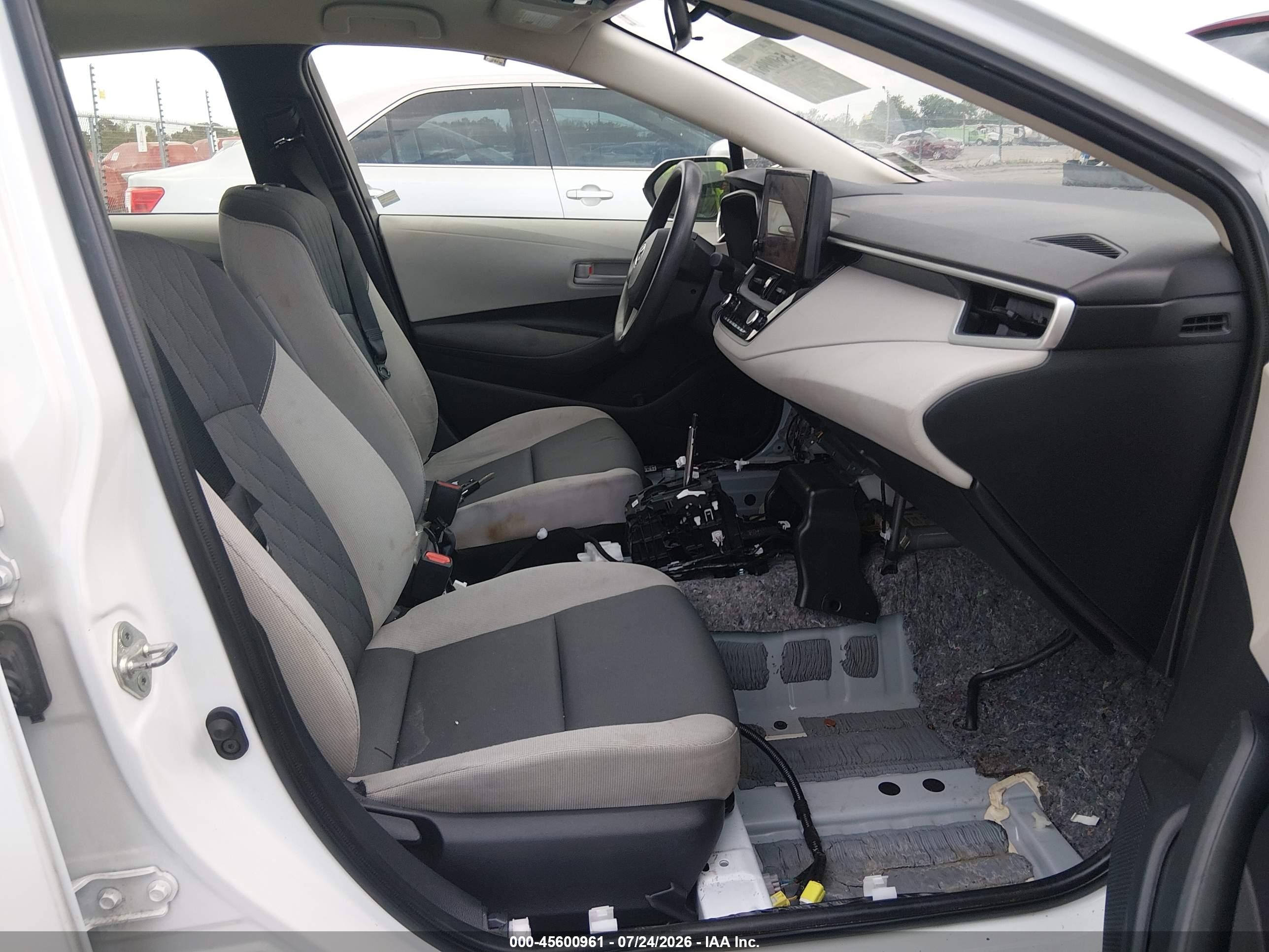 2023 Toyota Corolla Le White vin: JTDB4MEE9PJ004688