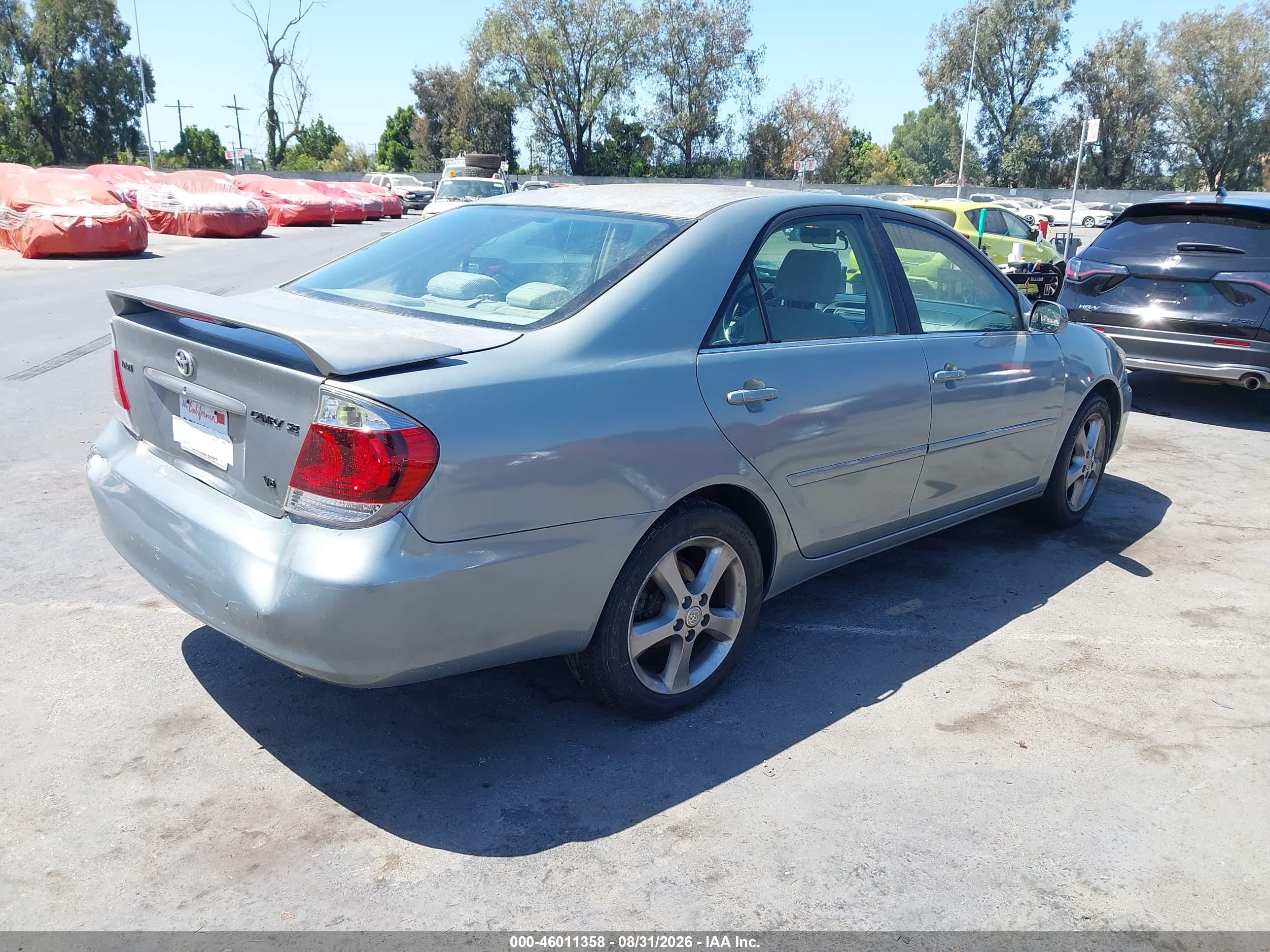 2005 Toyota Camry Se V6 Серебряный vin: JTDBA30K950025205