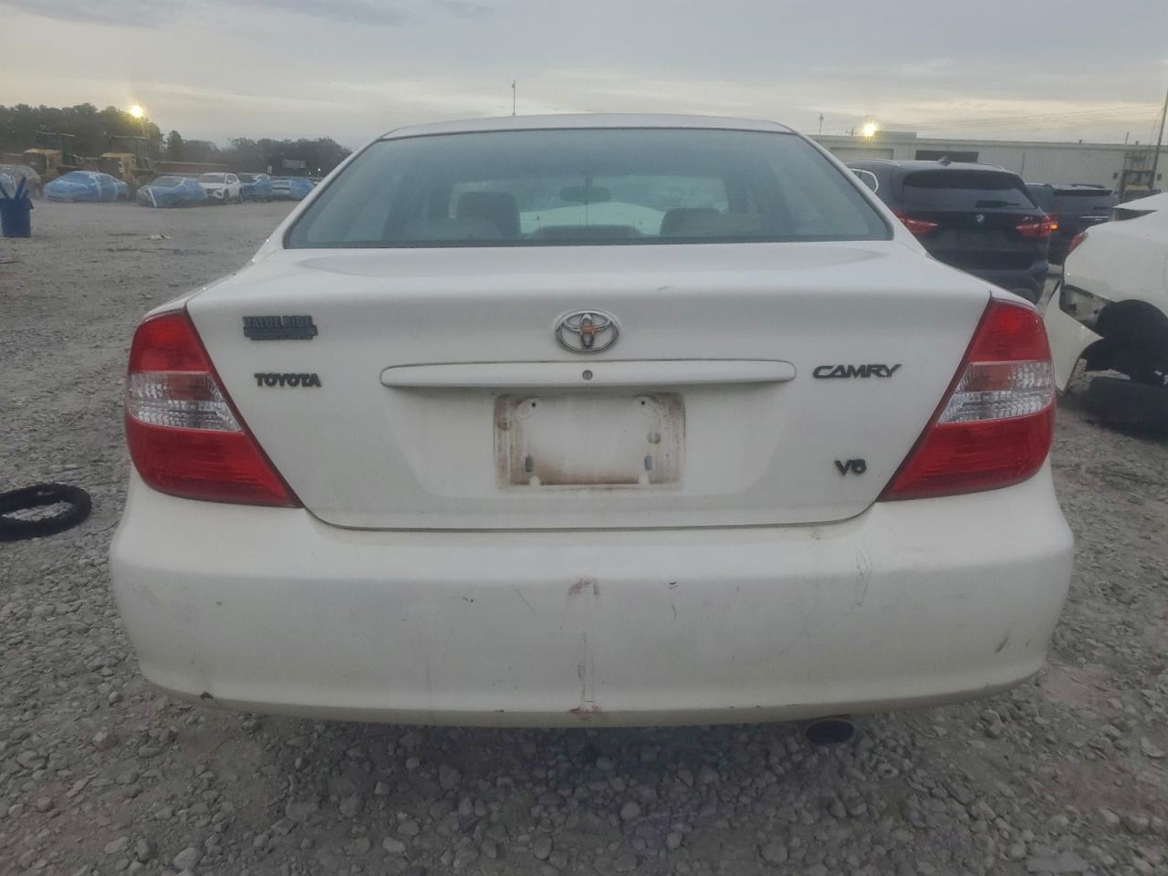 2004 Toyota Camry Se White vin: JTDBA32K440015077