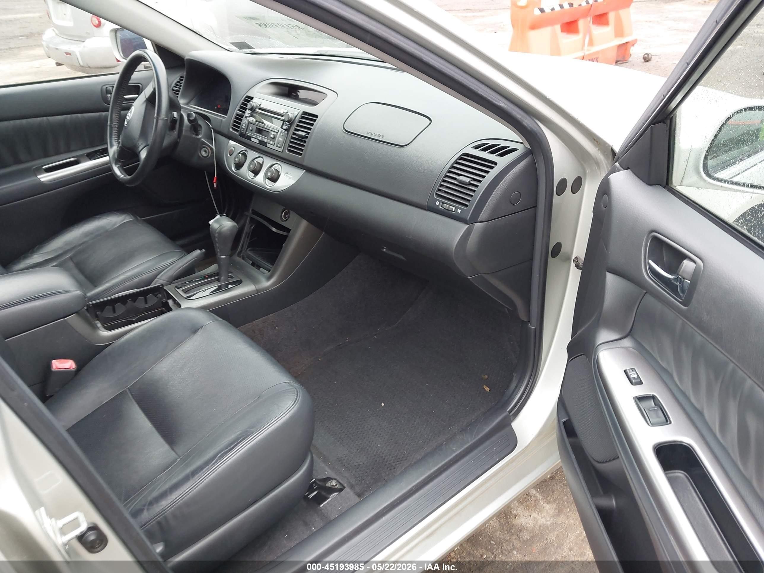 2006 Toyota Camry Se V6 Серебряный vin: JTDBA32K460026602