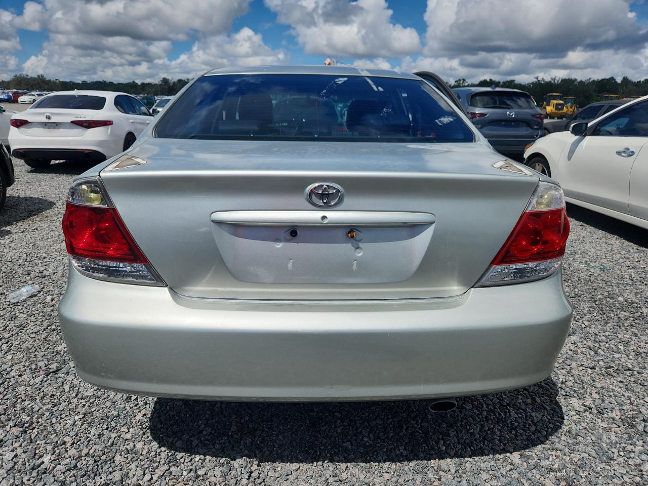 2006 Toyota Camry Se Silver vin: JTDBA32K860026246