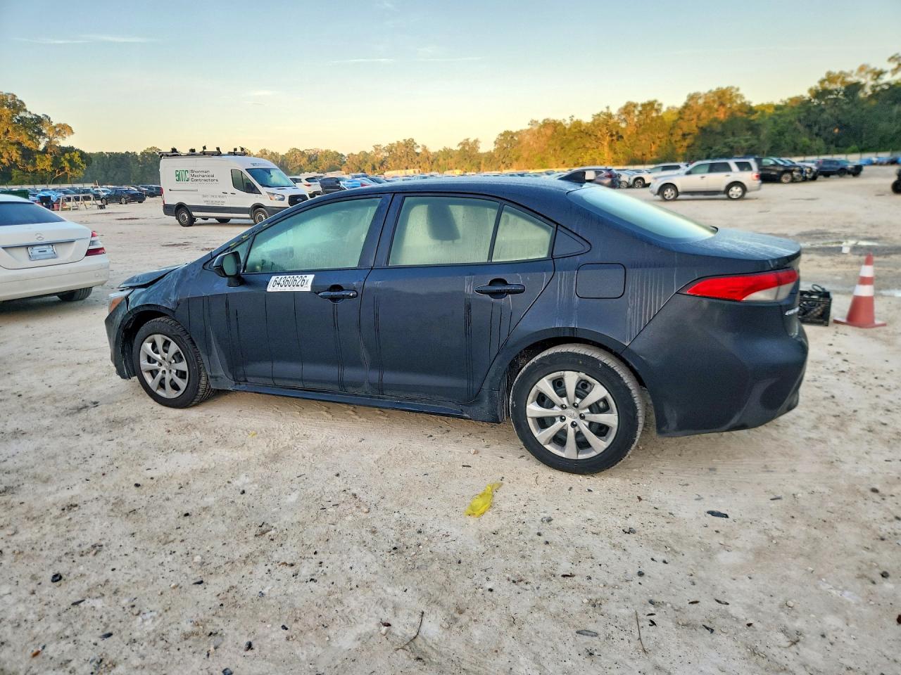 2026 Toyota Corolla Hybrid Le Black vin: JTDBCMFE1T3146274