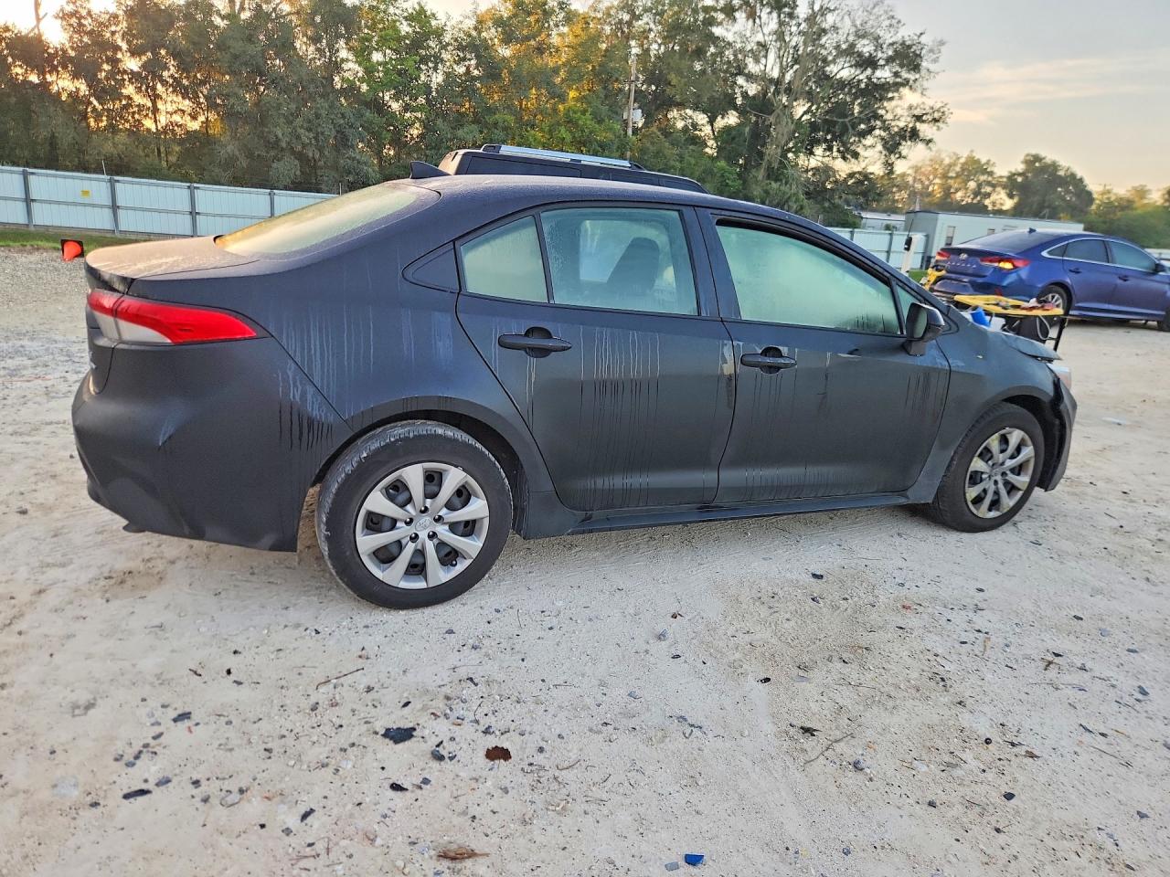 2026 Toyota Corolla Hybrid Le Black vin: JTDBCMFE1T3146274