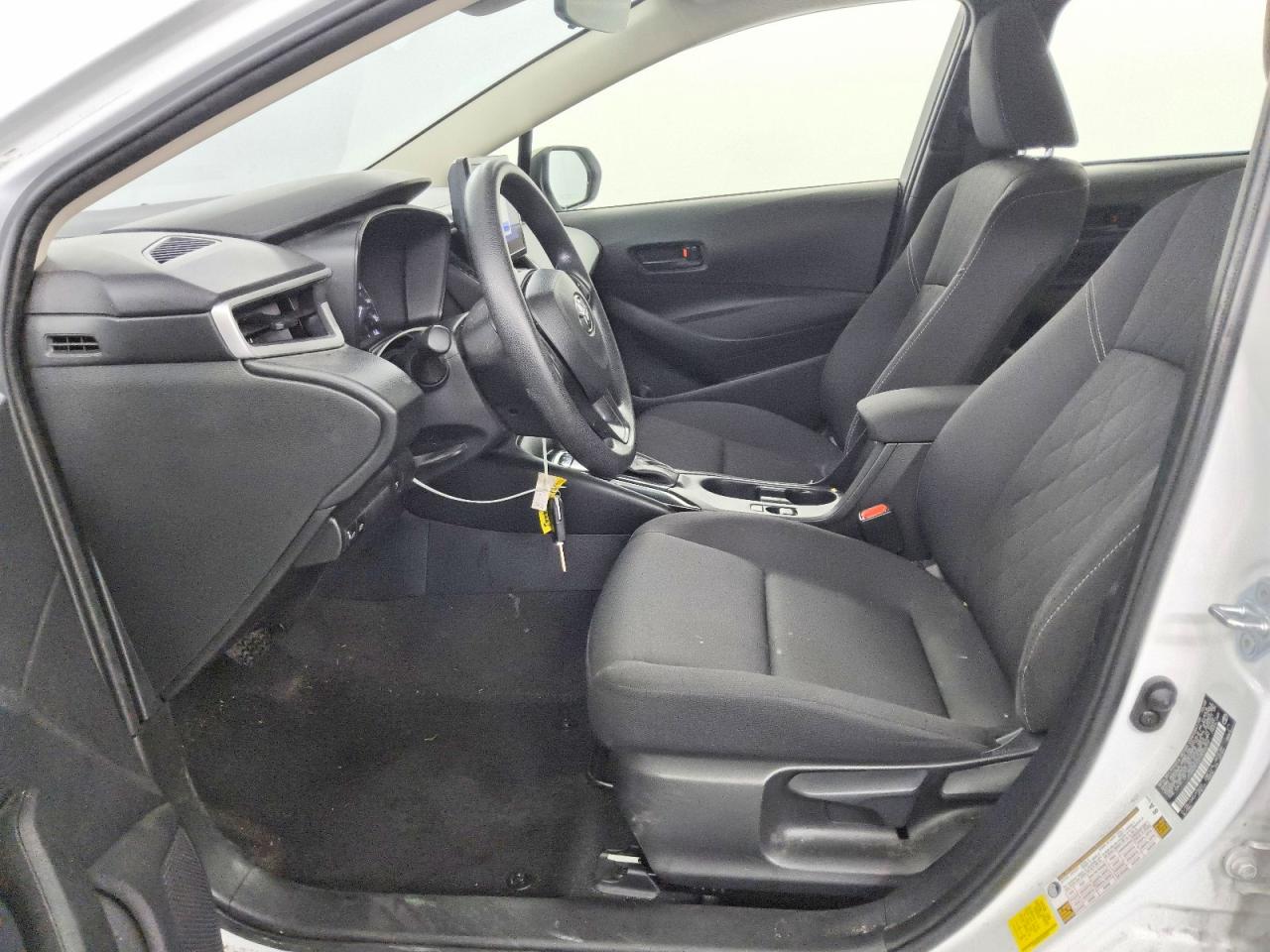 2023 Toyota Corolla Hybrid Le White vin: JTDBCMFE2P3002352