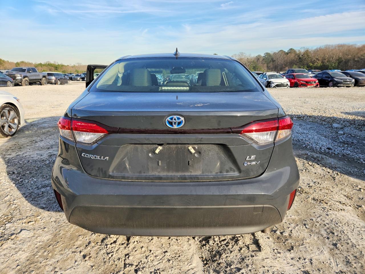2025 Toyota Corolla Le Gray vin: JTDBCMFE2S3104291