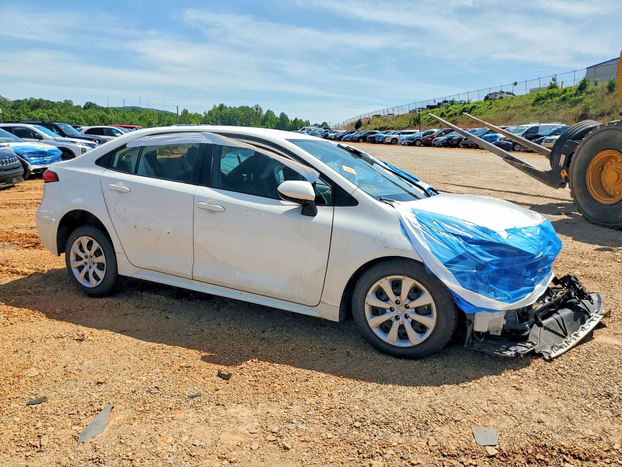 2024 Toyota Corolla Hybrid Le White vin: JTDBCMFE3R3048503