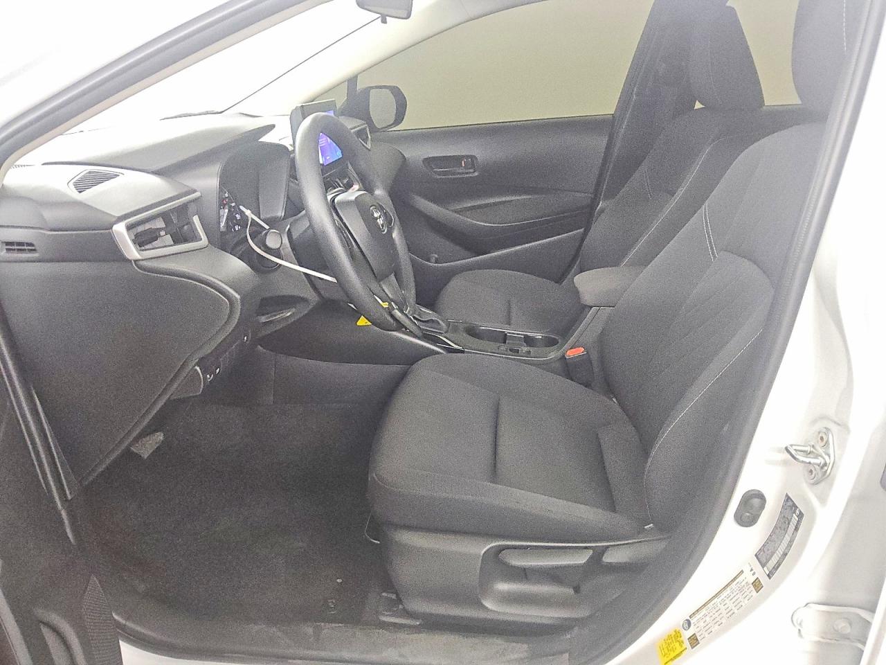 2024 Toyota Corolla Hybrid Le White vin: JTDBCMFE3R3062479