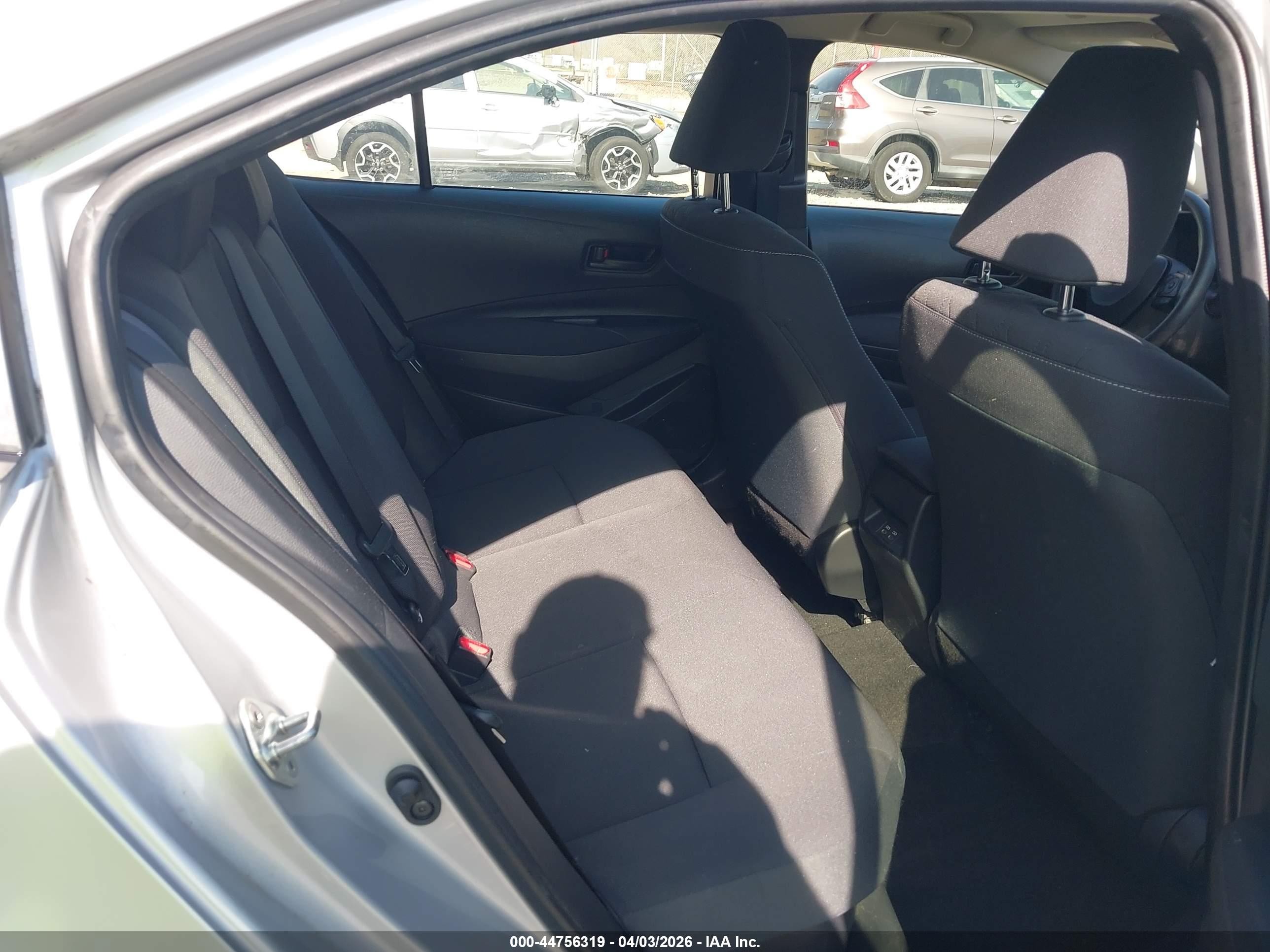 2023 Toyota Corolla Hybrid Le Silver vin: JTDBCMFE4P3010193
