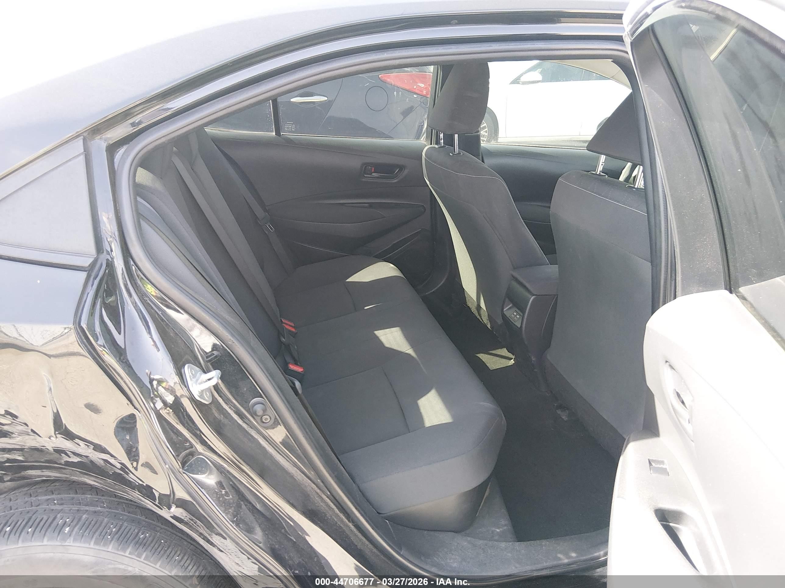 2024 Toyota Corolla Hybrid Le Black vin: JTDBCMFE5R3032089