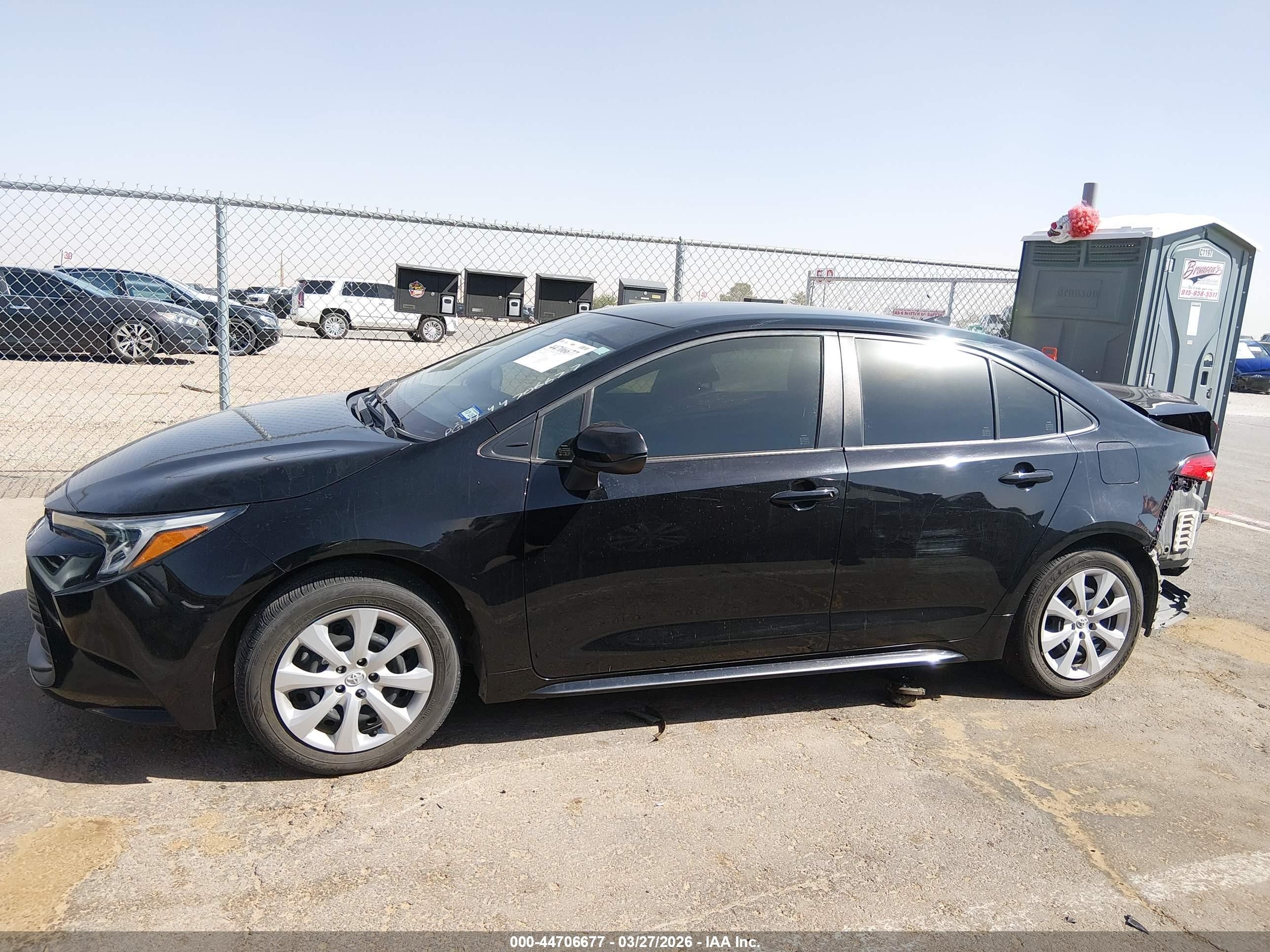 2024 Toyota Corolla Hybrid Le Black vin: JTDBCMFE5R3032089