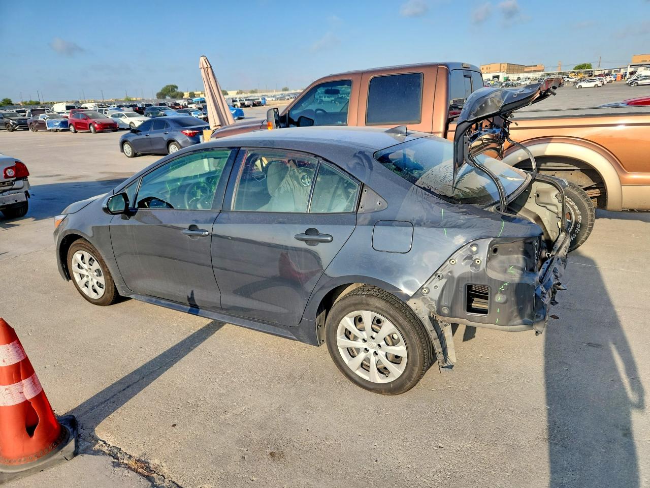 2023 Toyota Corolla Hybrid Le Серый vin: JTDBCMFE7P3014853
