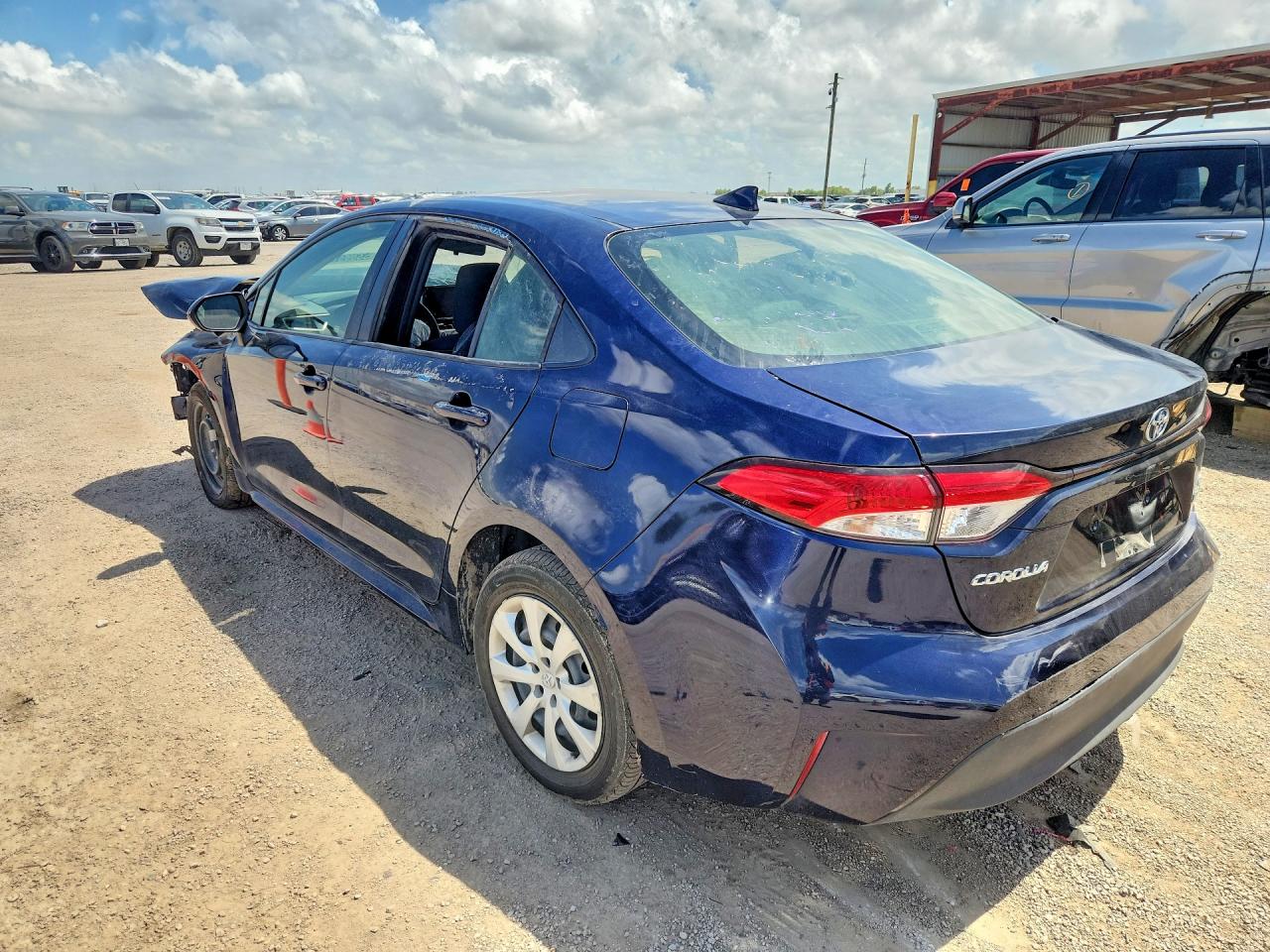 2023 Toyota Corolla Hybrid Le Blue vin: JTDBCMFE7PJ011883