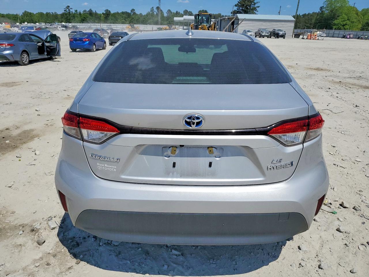 2024 Toyota Corolla Hybrid Le Silver vin: JTDBCMFE7RJ035135