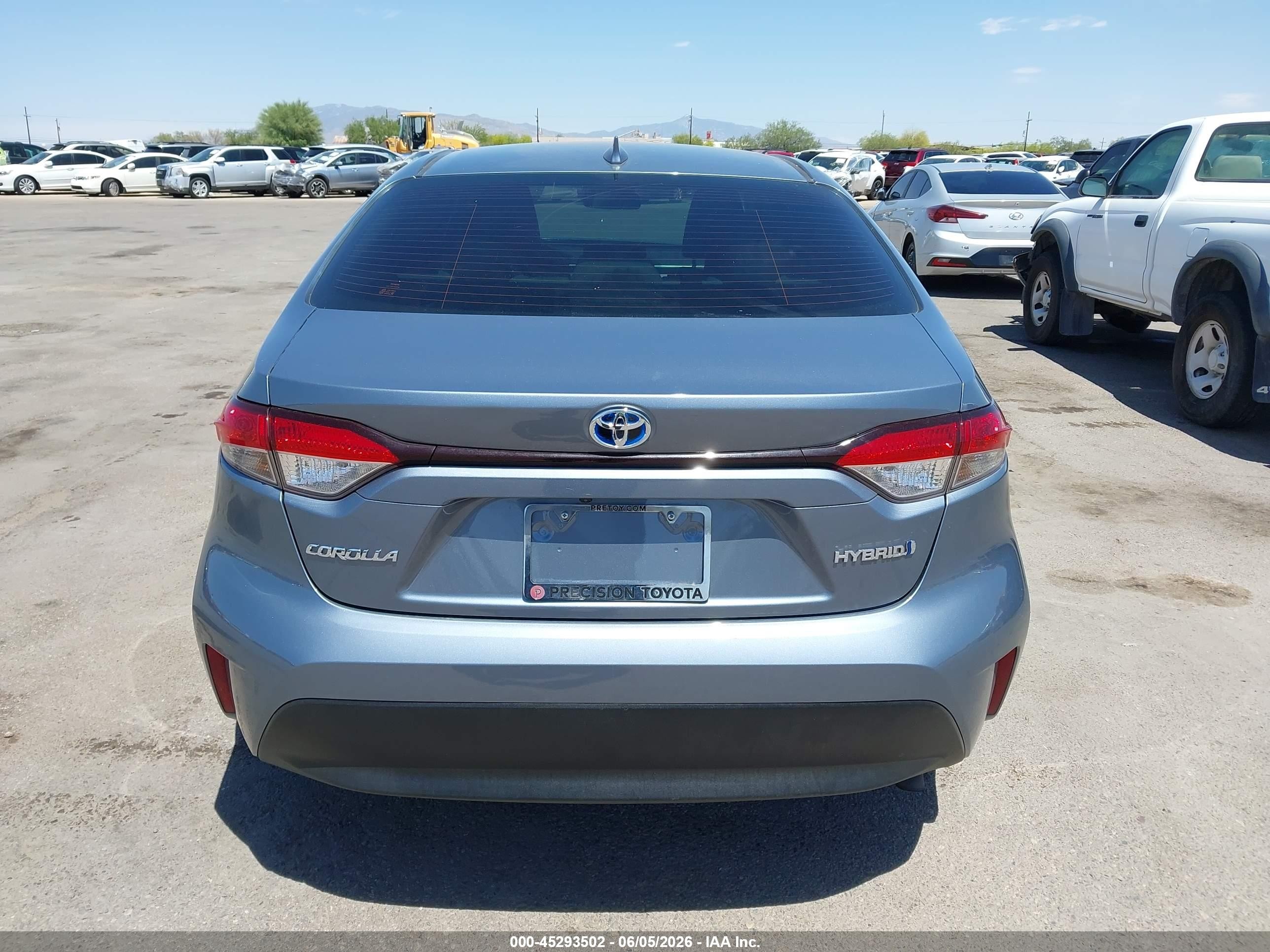2023 Toyota Corolla Hybrid Le Синий vin: JTDBCMFE8P3012013