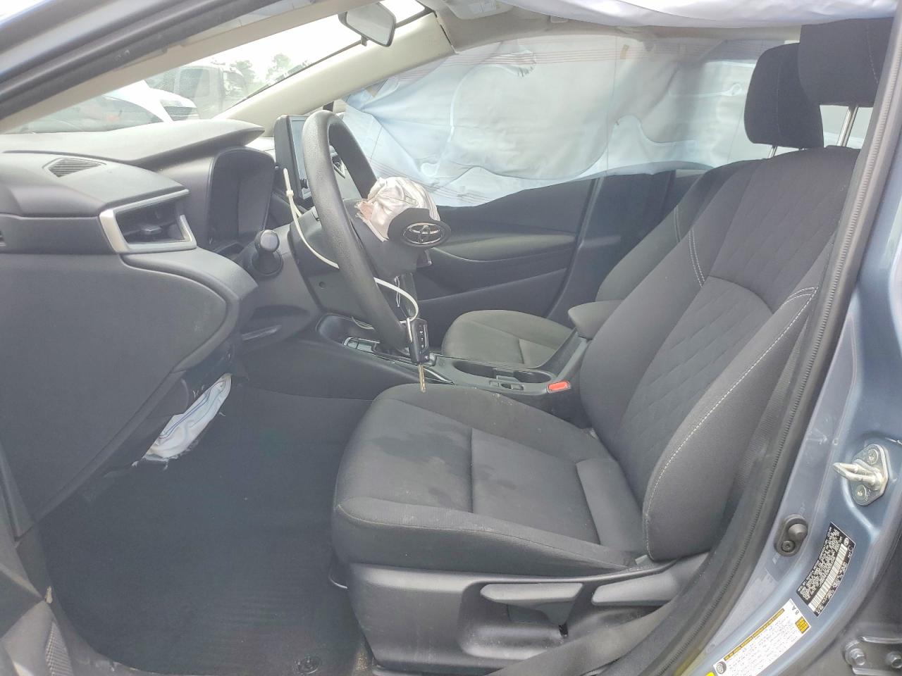2024 Toyota Corolla Hybrid Le Blue vin: JTDBCMFE8R3053048