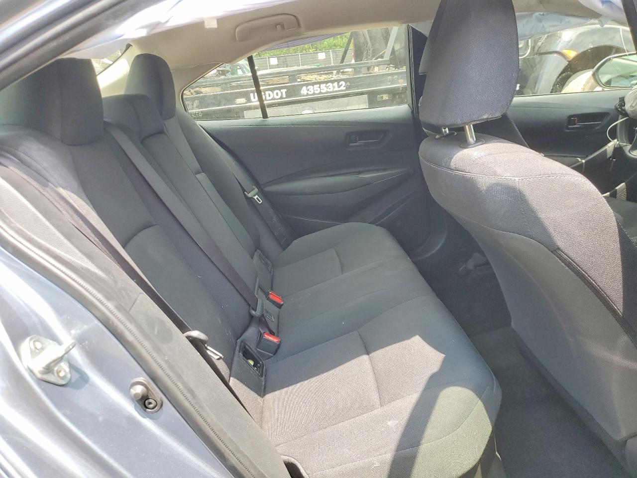 2024 Toyota Corolla Hybrid Le Blue vin: JTDBCMFE8R3053048