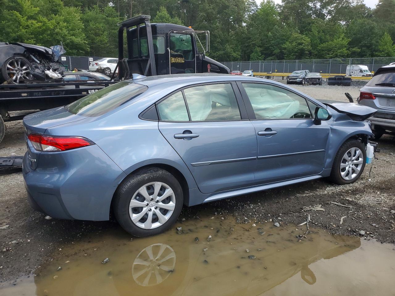 2024 Toyota Corolla Hybrid Le Blue vin: JTDBCMFE8R3053048