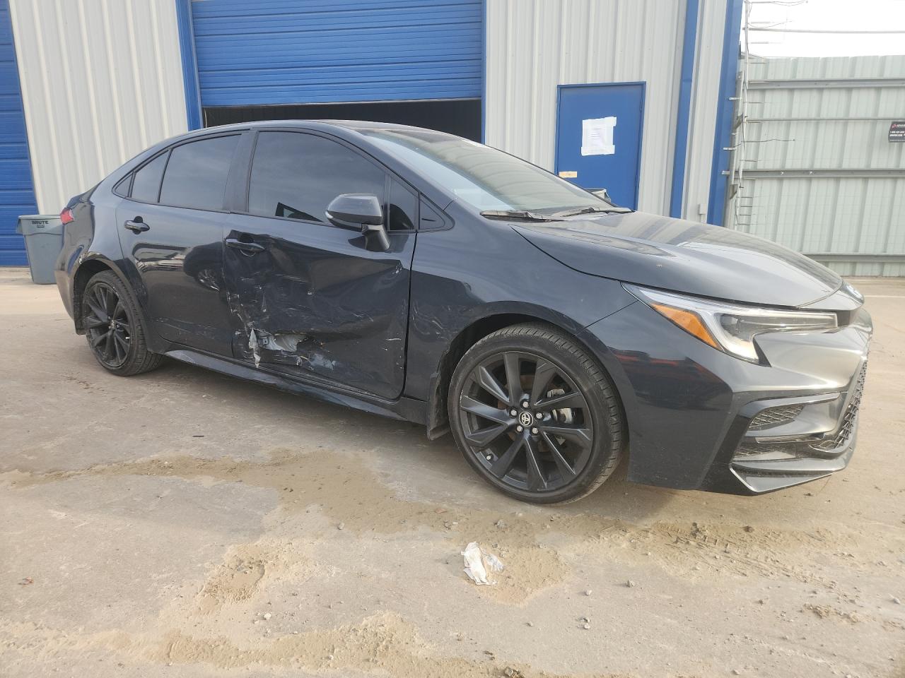 2025 Toyota Corolla Hybrid Se Black vin: JTDBCMFE8S3085147 Damage: Right Front Door, Severe Damage, Replacement Required