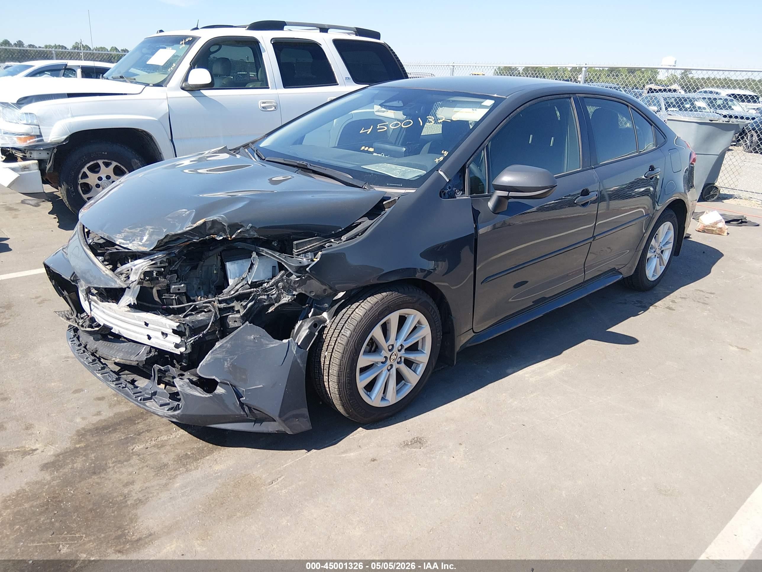 2024 Toyota Corolla Hybrid Le Gray vin: JTDBCMFE9R3035948