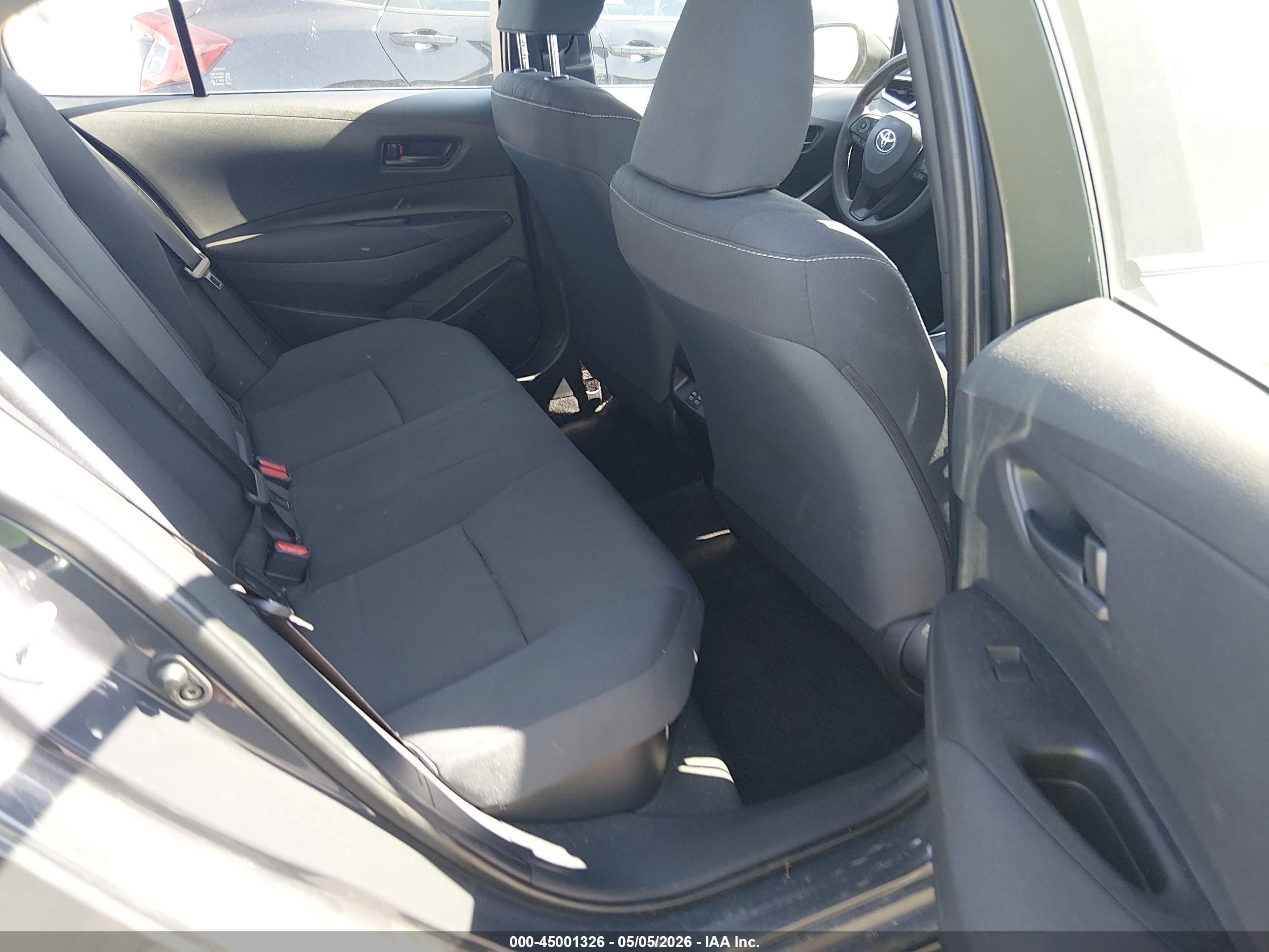 2024 Toyota Corolla Hybrid Le Gray vin: JTDBCMFE9R3035948