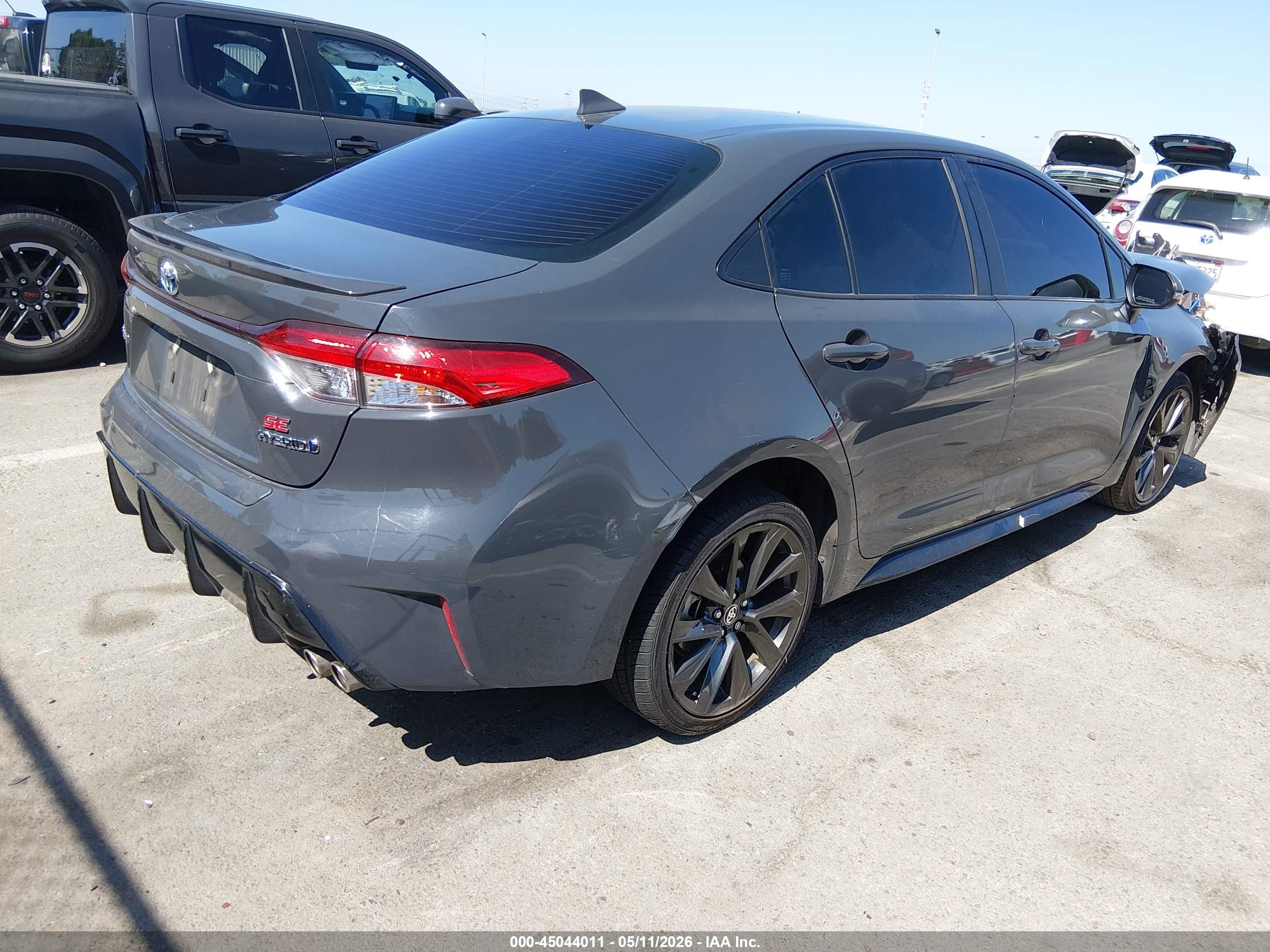 2024 Toyota Corolla Hybrid Se Black vin: JTDBCMFE9R3046089