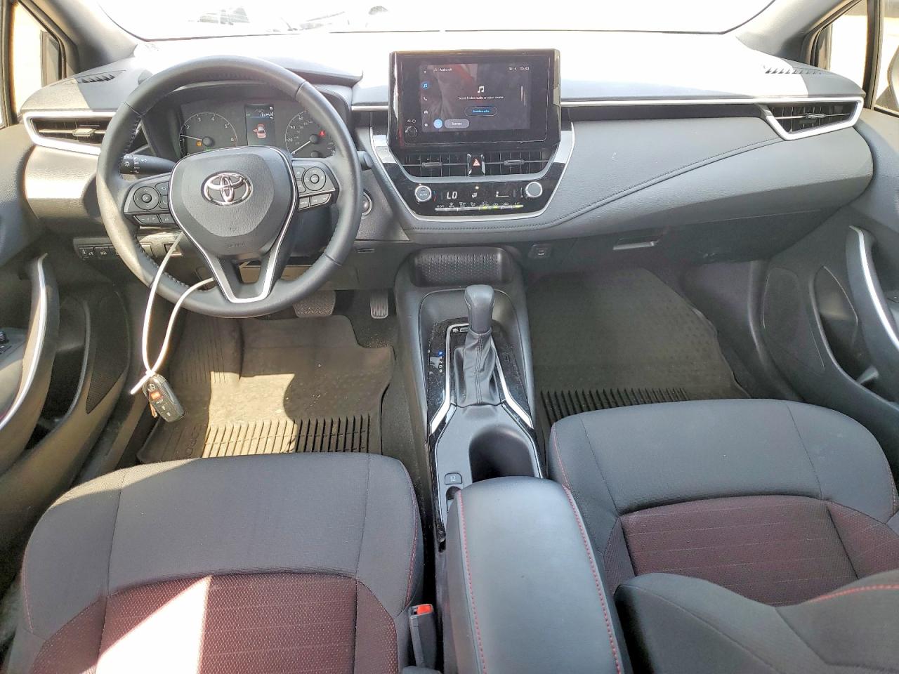2025 Toyota Corolla Hybrid Se Gray vin: JTDBCMFE9S3084850