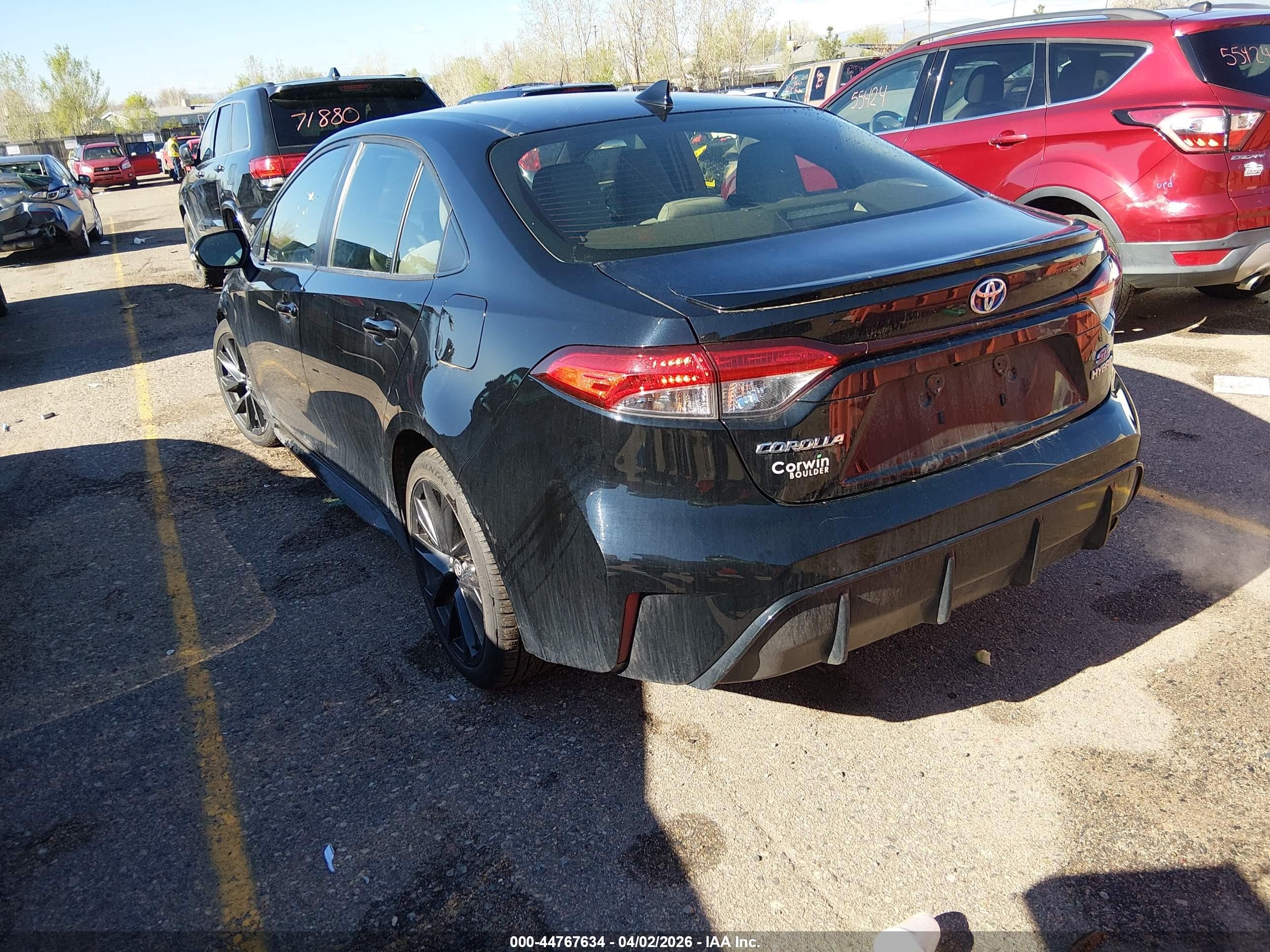 2024 Toyota Corolla Hybrid Se Black vin: JTDBCMFEXRJ025599