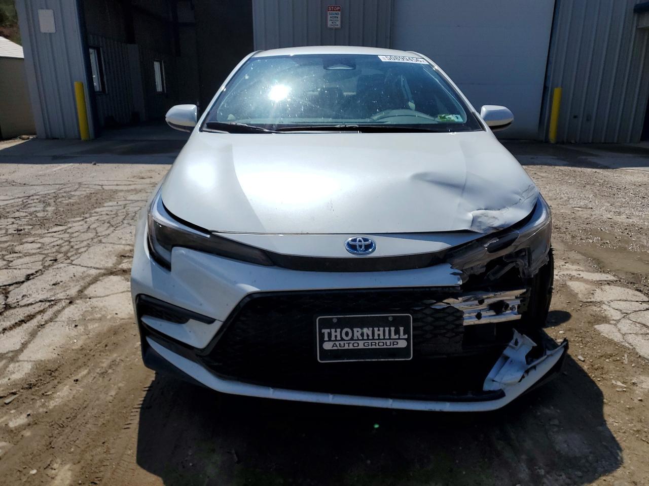 2023 Toyota Corolla Hybrid Se White vin: JTDBDMHE1PJ003496