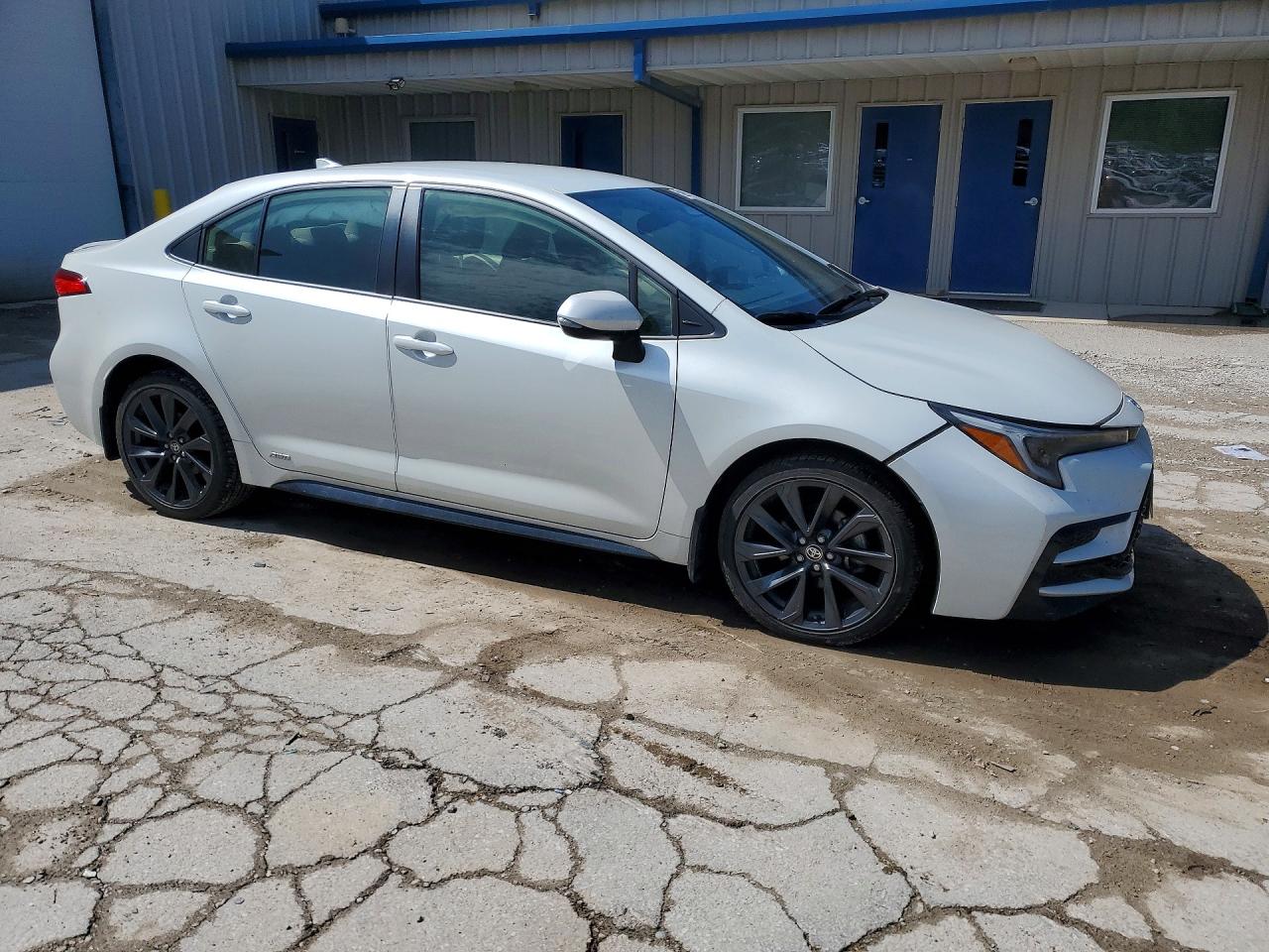 2023 Toyota Corolla Hybrid Se White vin: JTDBDMHE1PJ003496