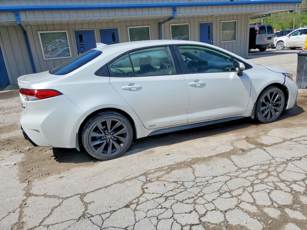 2023 Toyota Corolla Hybrid Se White vin: JTDBDMHE1PJ003496