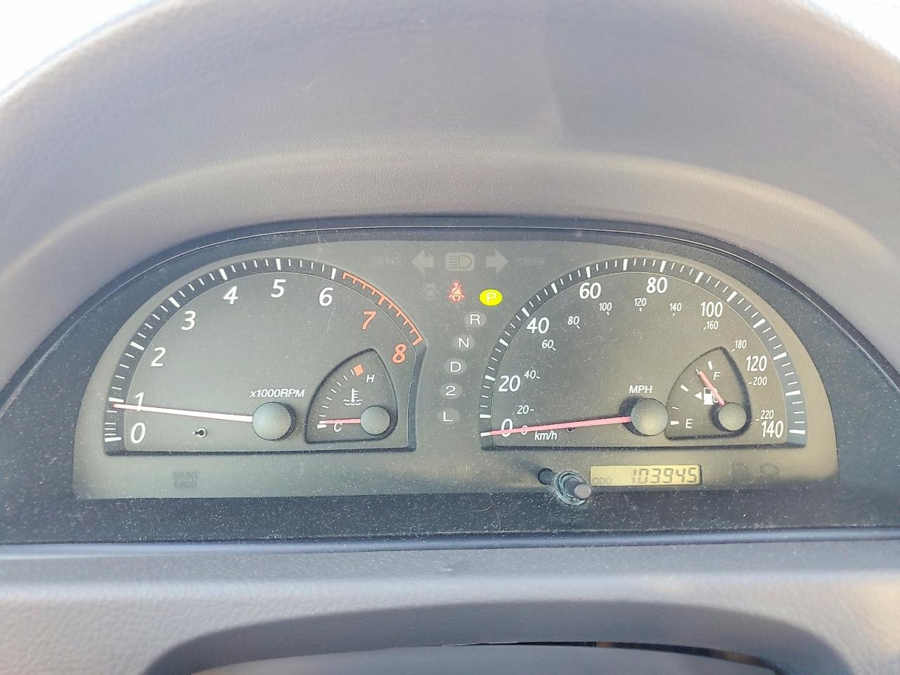 2004 Toyota Camry Standard Silver vin: JTDBE30K040297208