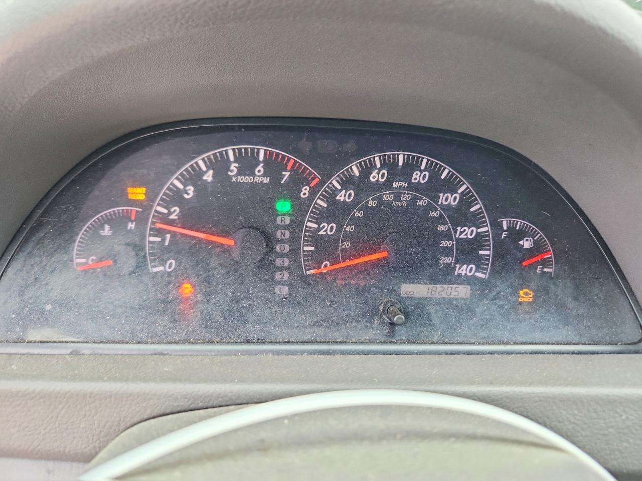 2006 Toyota Camry Le Серый vin: JTDBE30K263054033