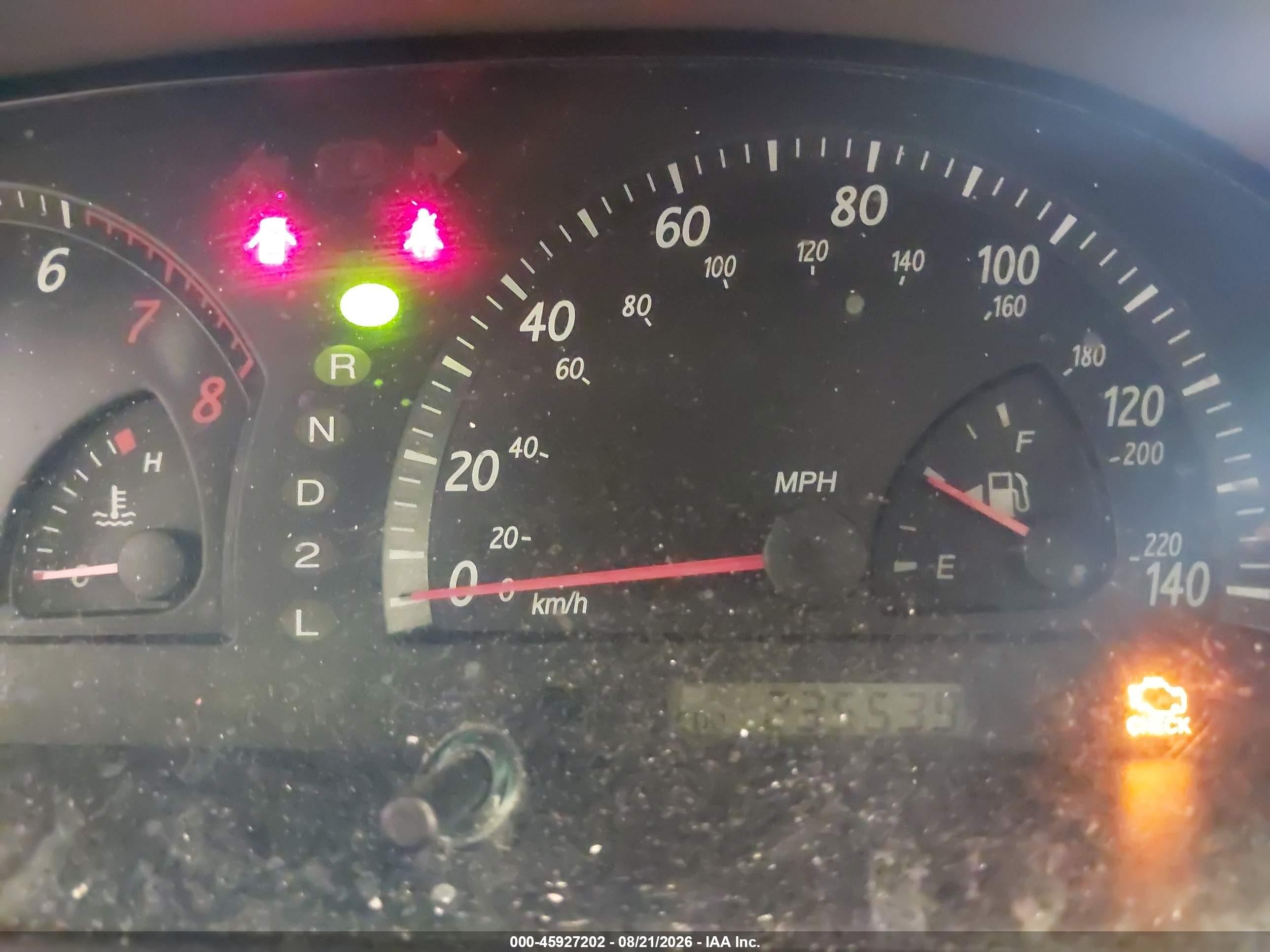 2002 Toyota Camry Le Gray vin: JTDBE30K320019996