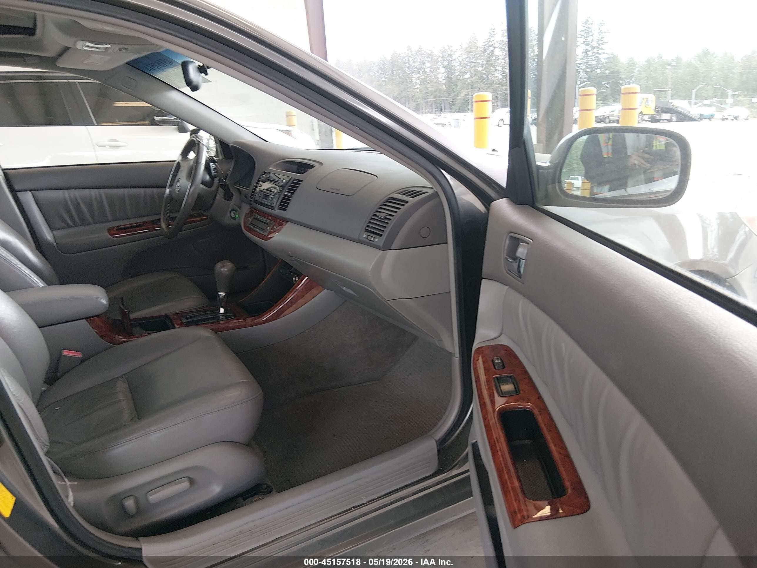 2003 Toyota Camry Xle Gray vin: JTDBE30K330163145