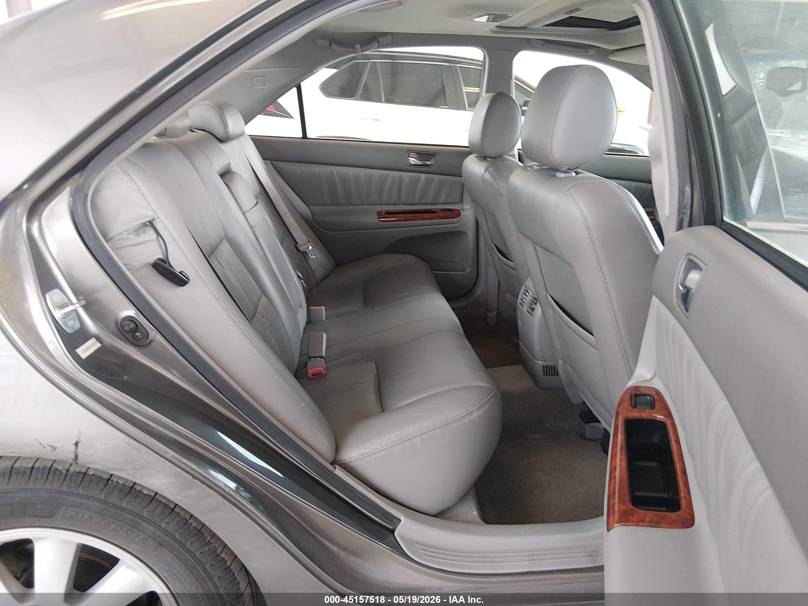 2003 Toyota Camry Xle Gray vin: JTDBE30K330163145