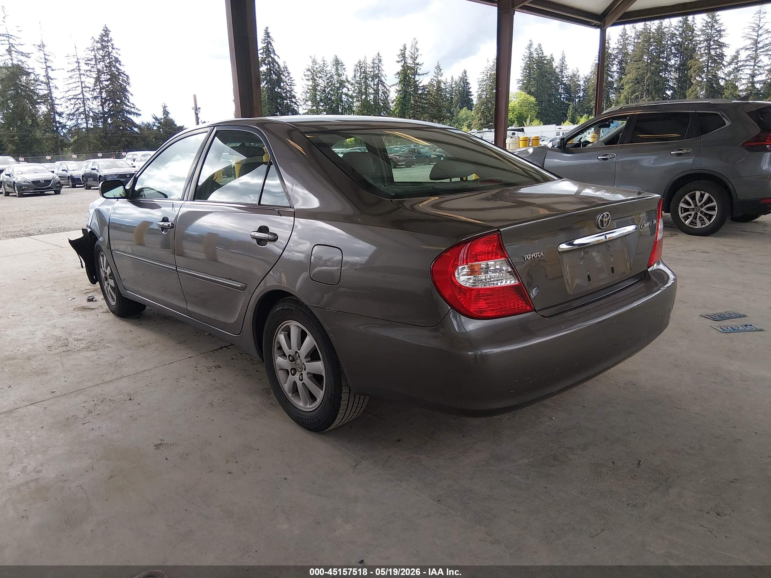 2003 Toyota Camry Xle Gray vin: JTDBE30K330163145