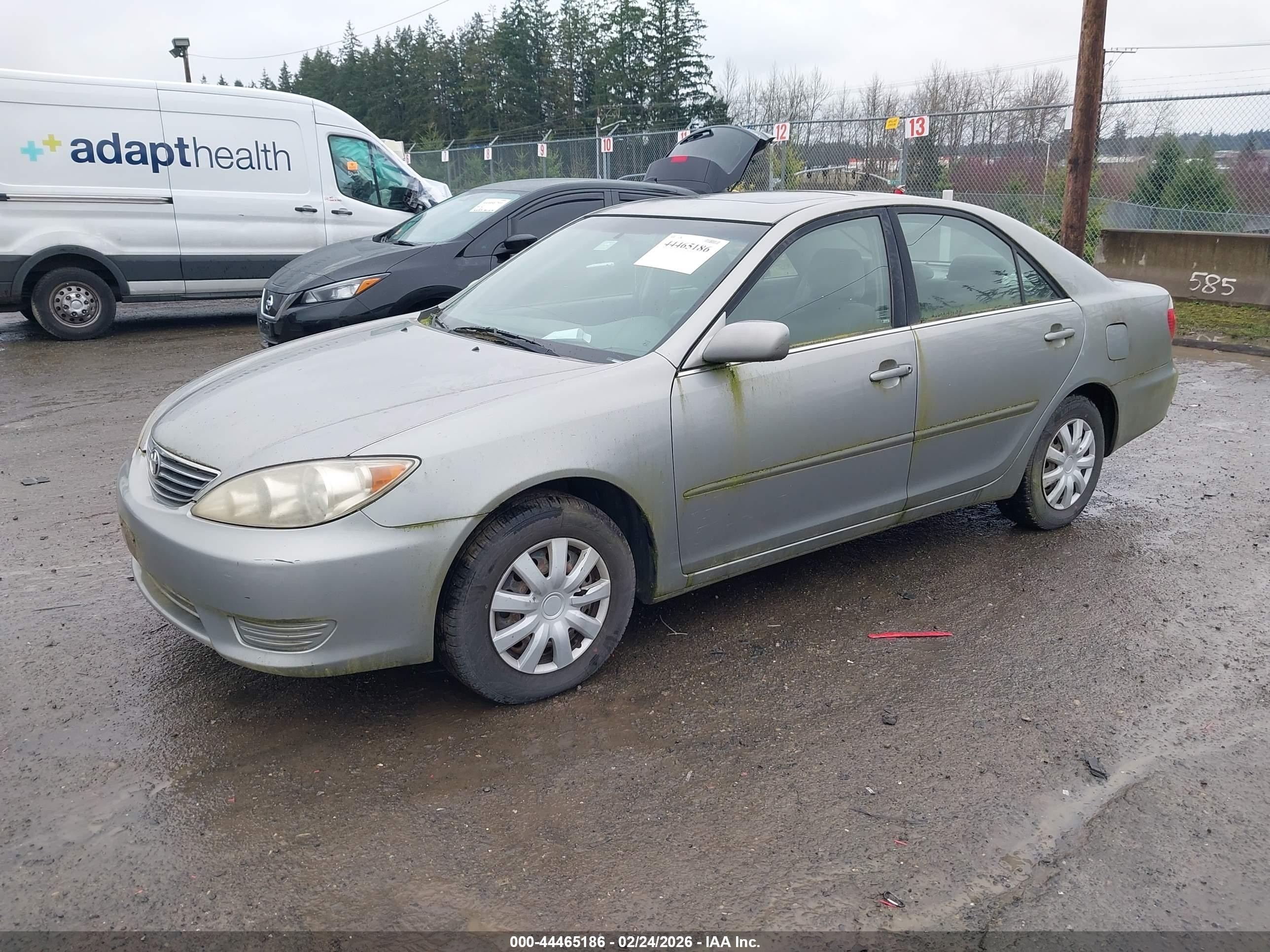 2005 Toyota Camry Le Silver vin: JTDBE30K353024974
