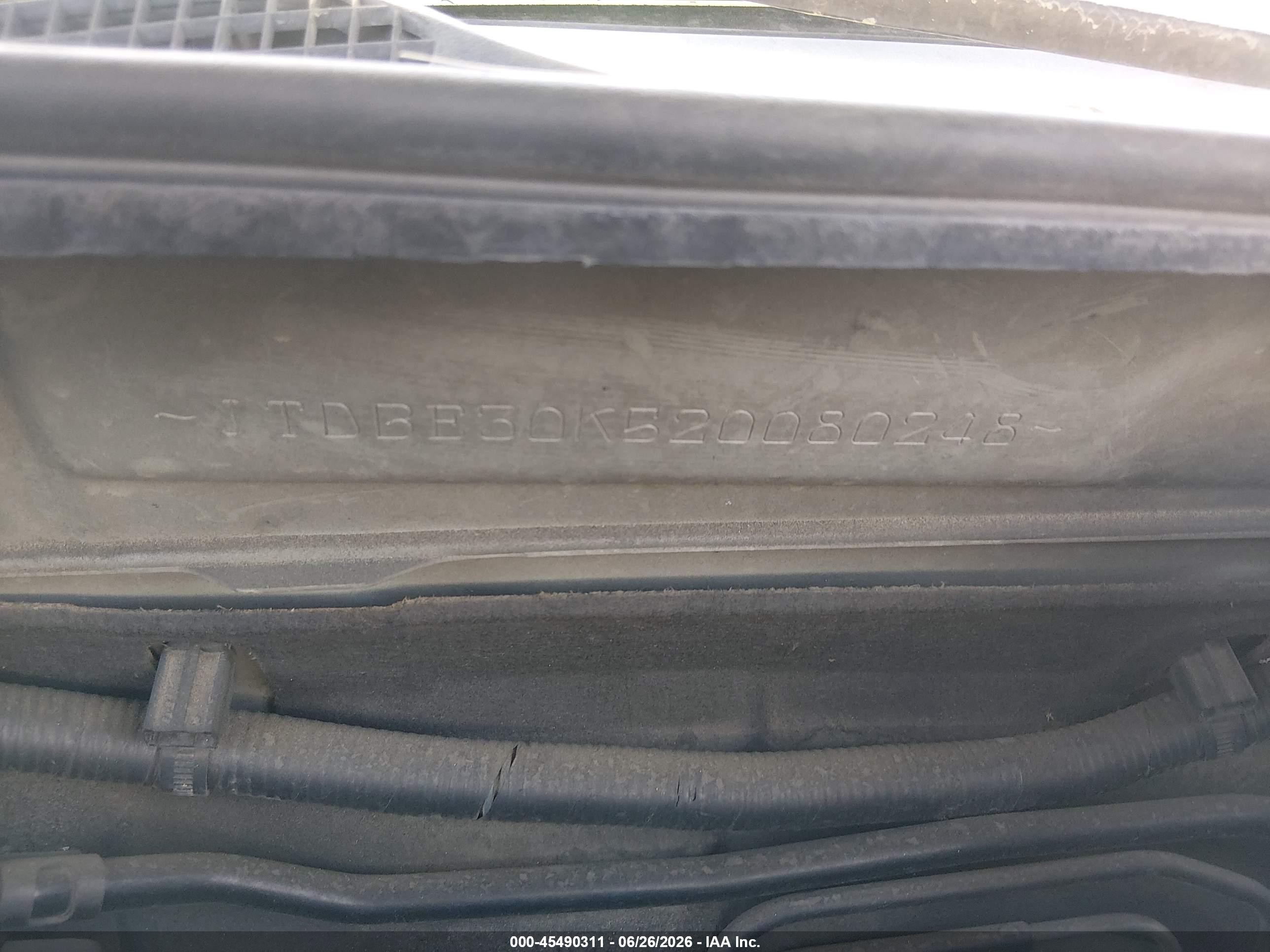 2002 Toyota Camry Xle Silver vin: JTDBE30K520080248