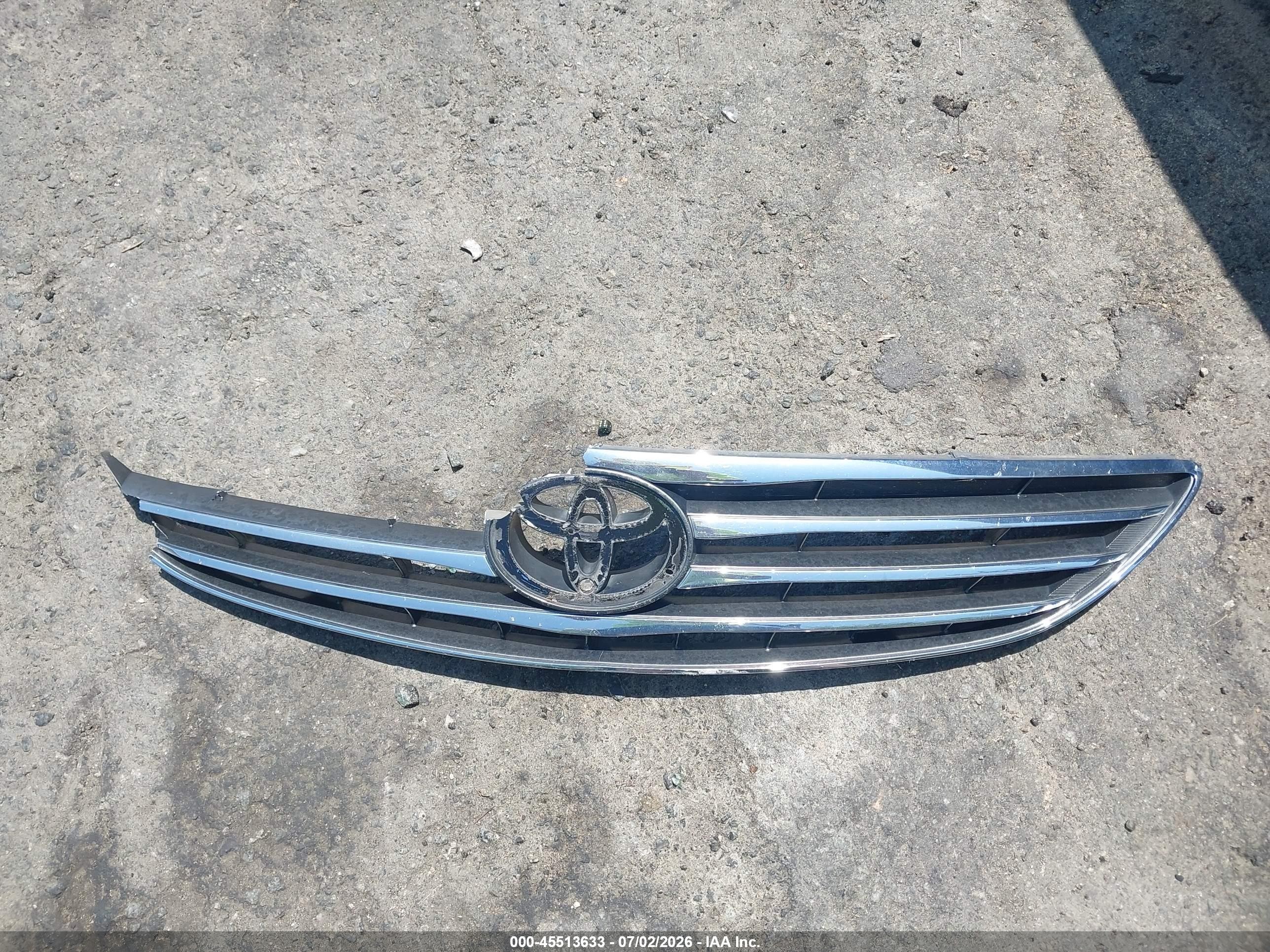 2005 Toyota Camry Le Black vin: JTDBE30K553033529