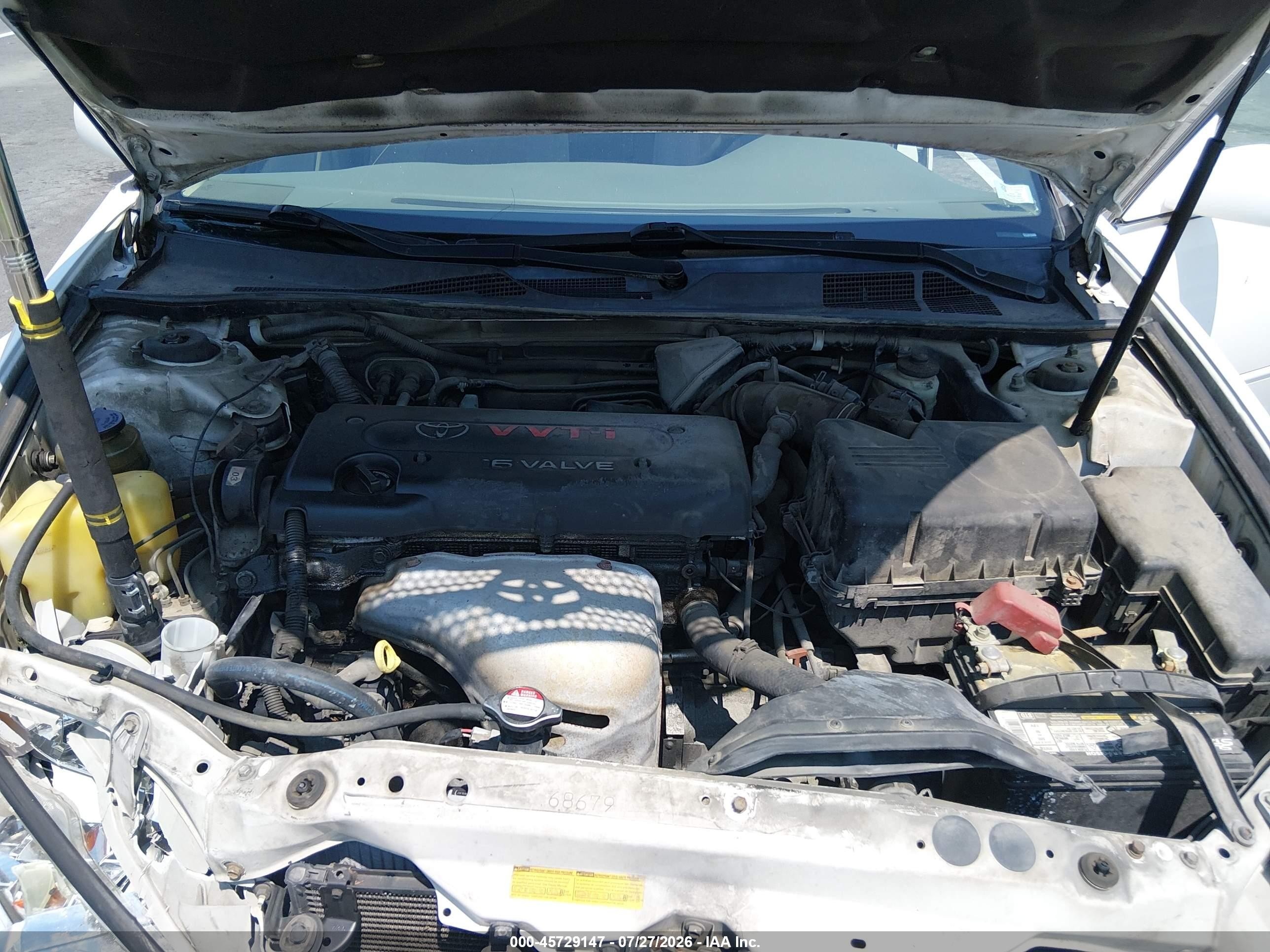 2004 Toyota Camry Le Белый vin: JTDBE30K940278625