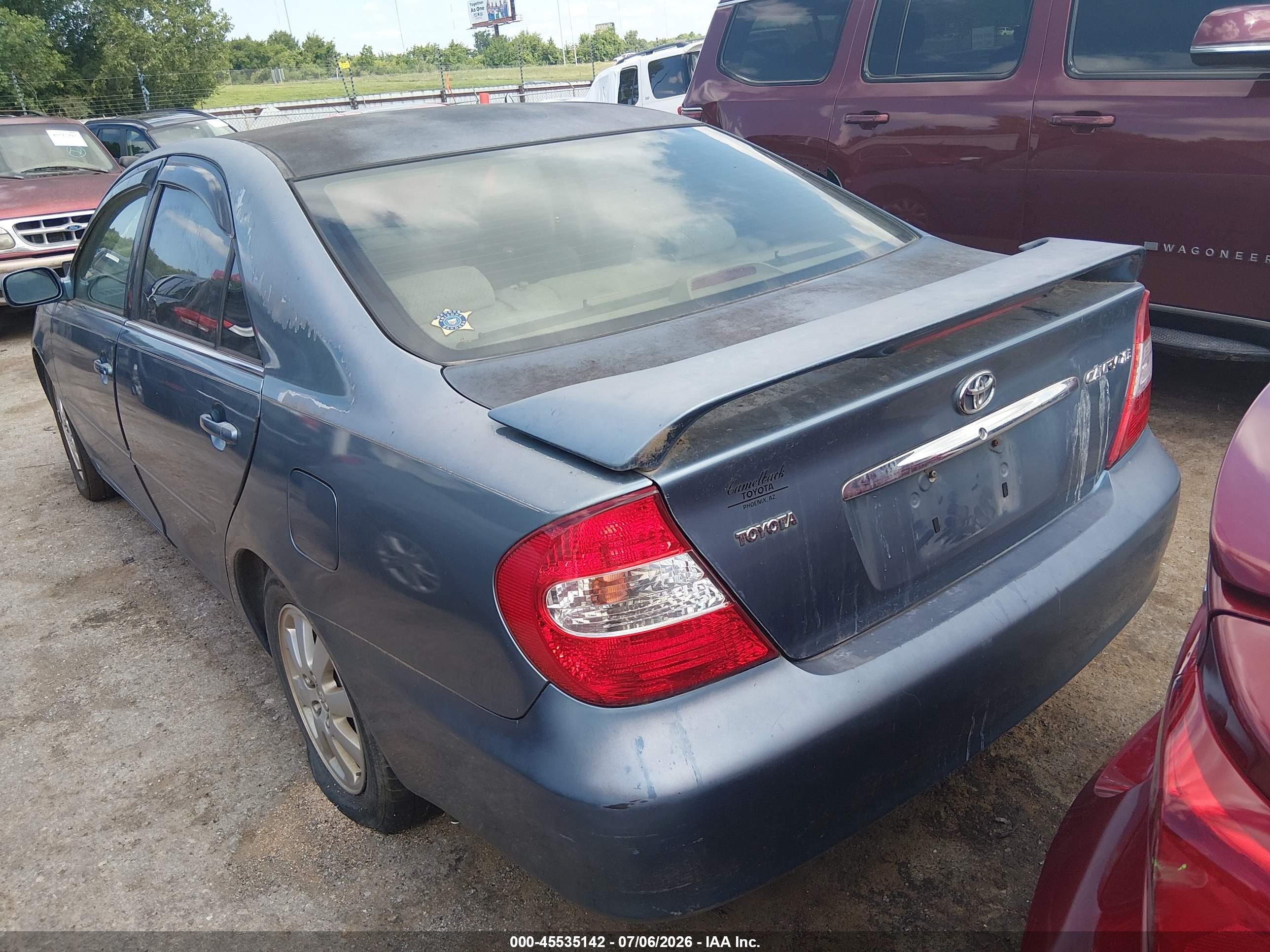 2003 Toyota Camry Xle Blue vin: JTDBE30KX30165314