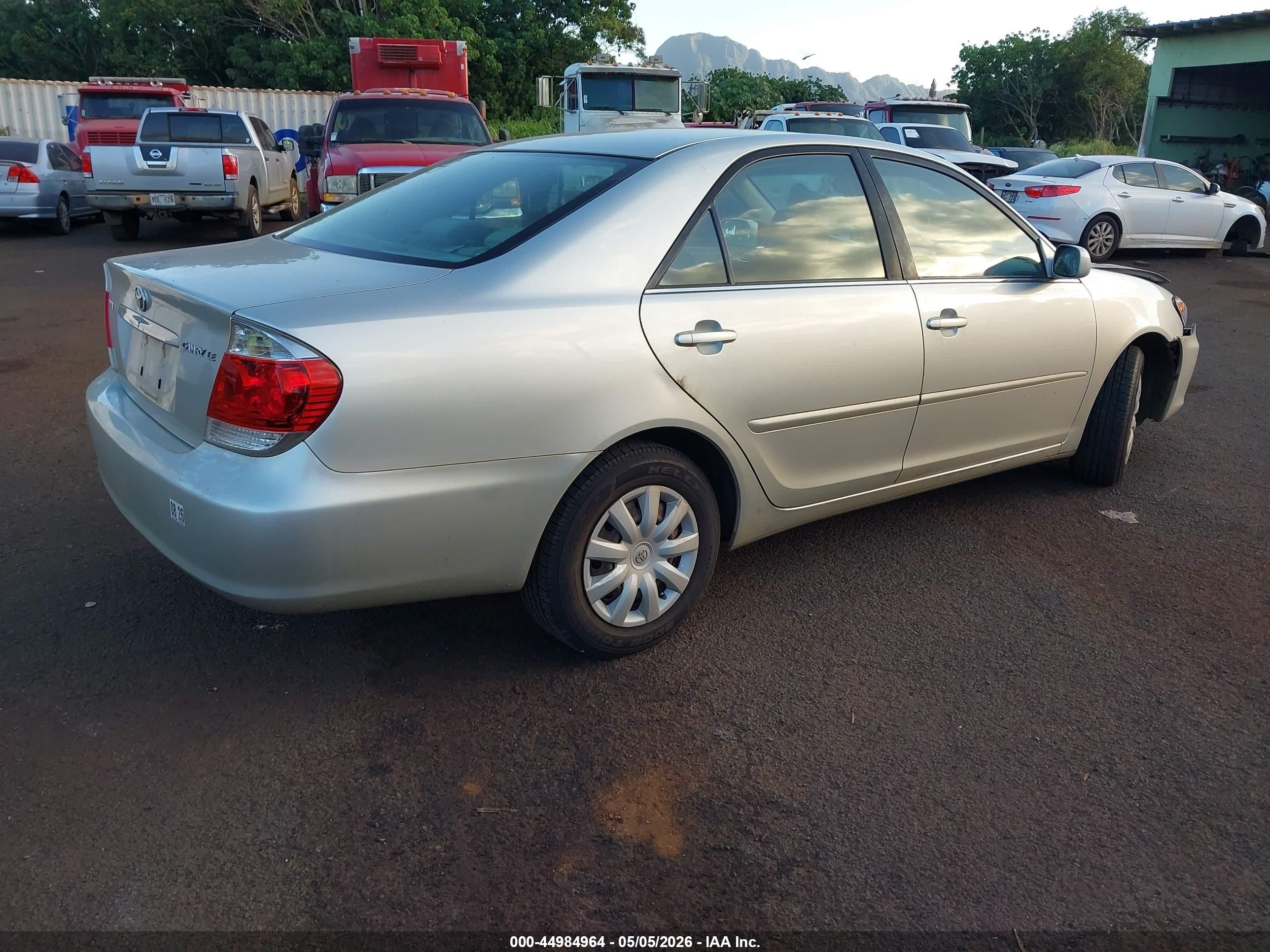 2005 Toyota Camry Le/se/xle Silver vin: JTDBE30KX50305610
