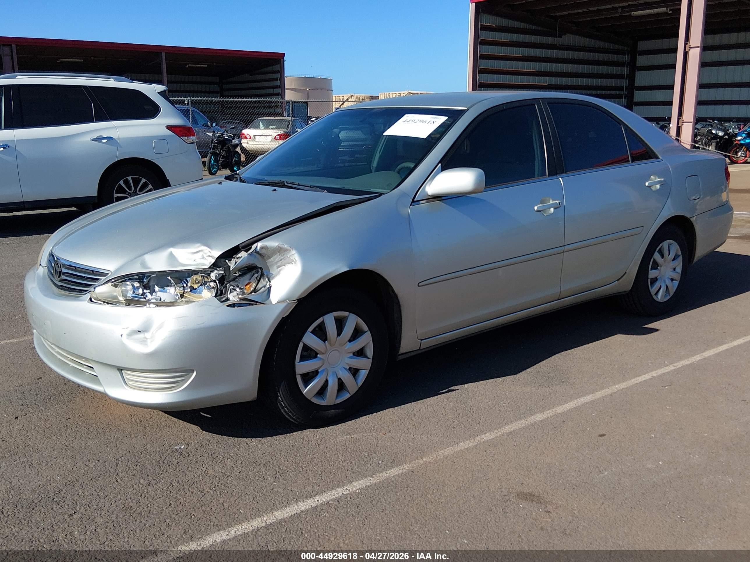 2005 Toyota Camry Le/se/xle Gray vin: JTDBE30KX53010716
