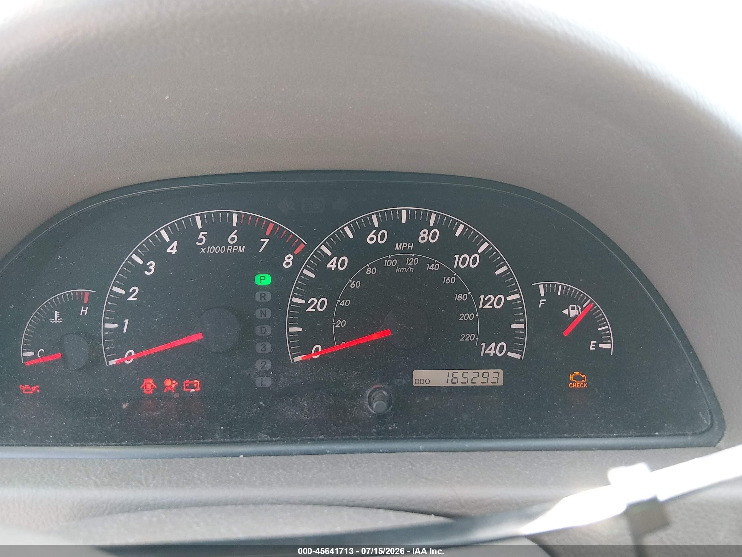 2006 Toyota Camry Le White vin: JTDBE30KX63045936