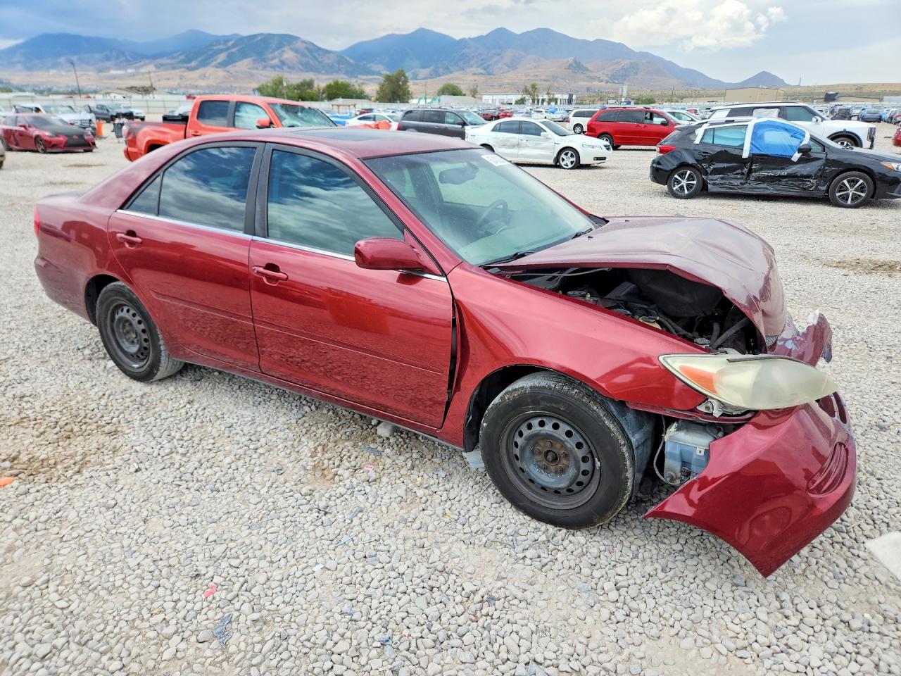 2002 Toyota Camry Le Burgundy vin: JTDBE32K020039264