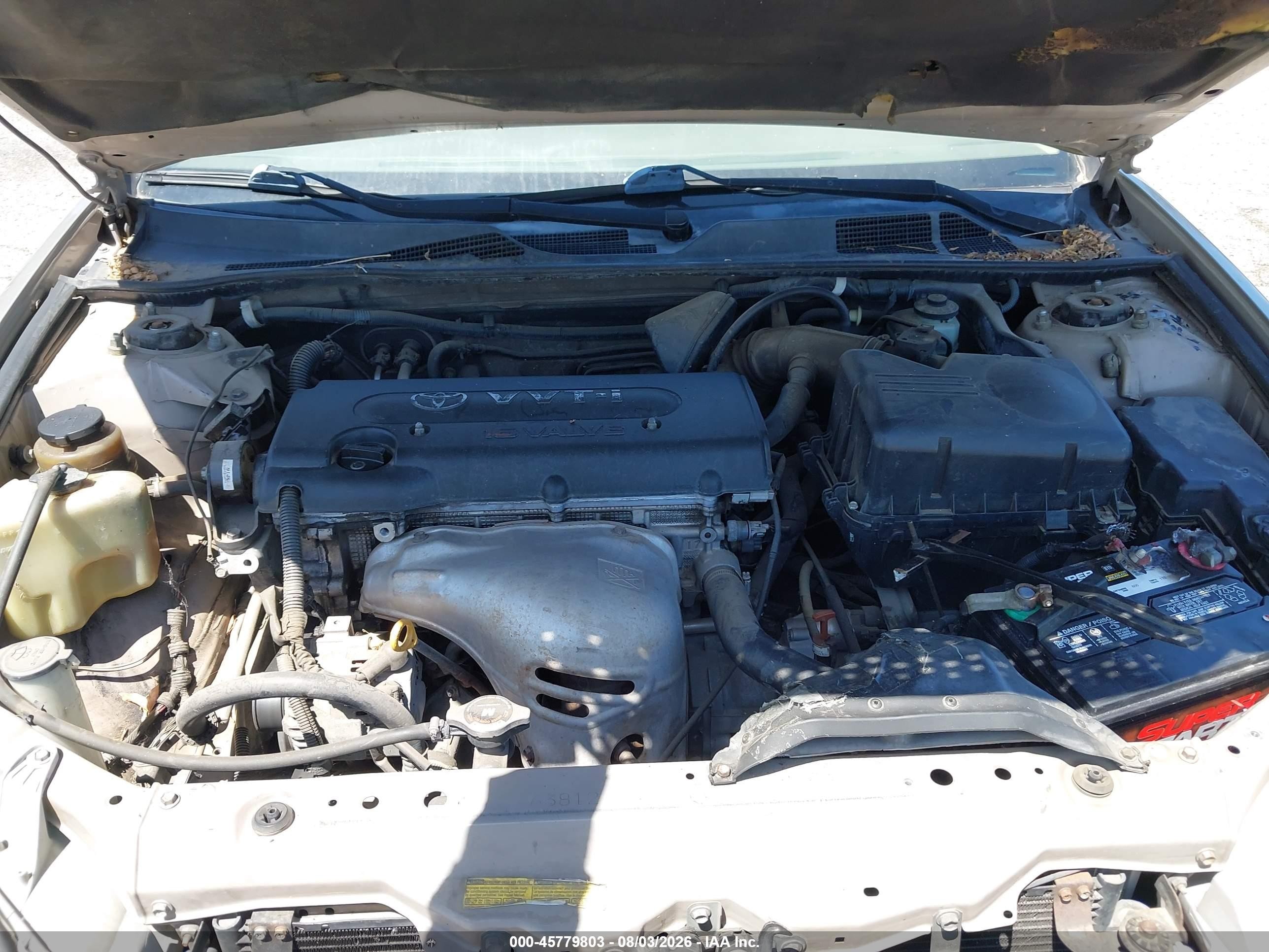 2002 Toyota Camry Le Beige vin: JTDBE32K020041306