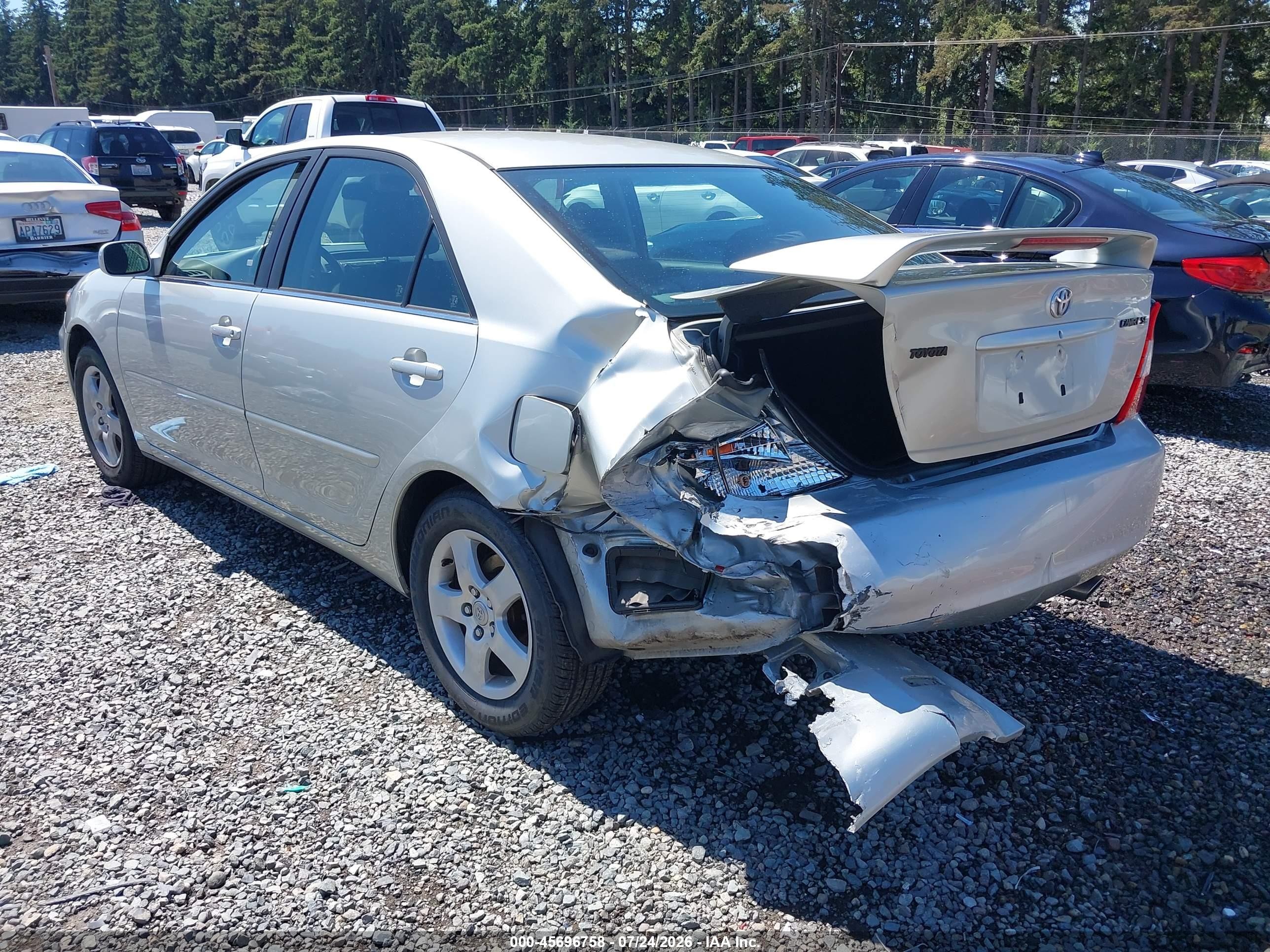 2002 Toyota Camry Se Silver vin: JTDBE32K020069946