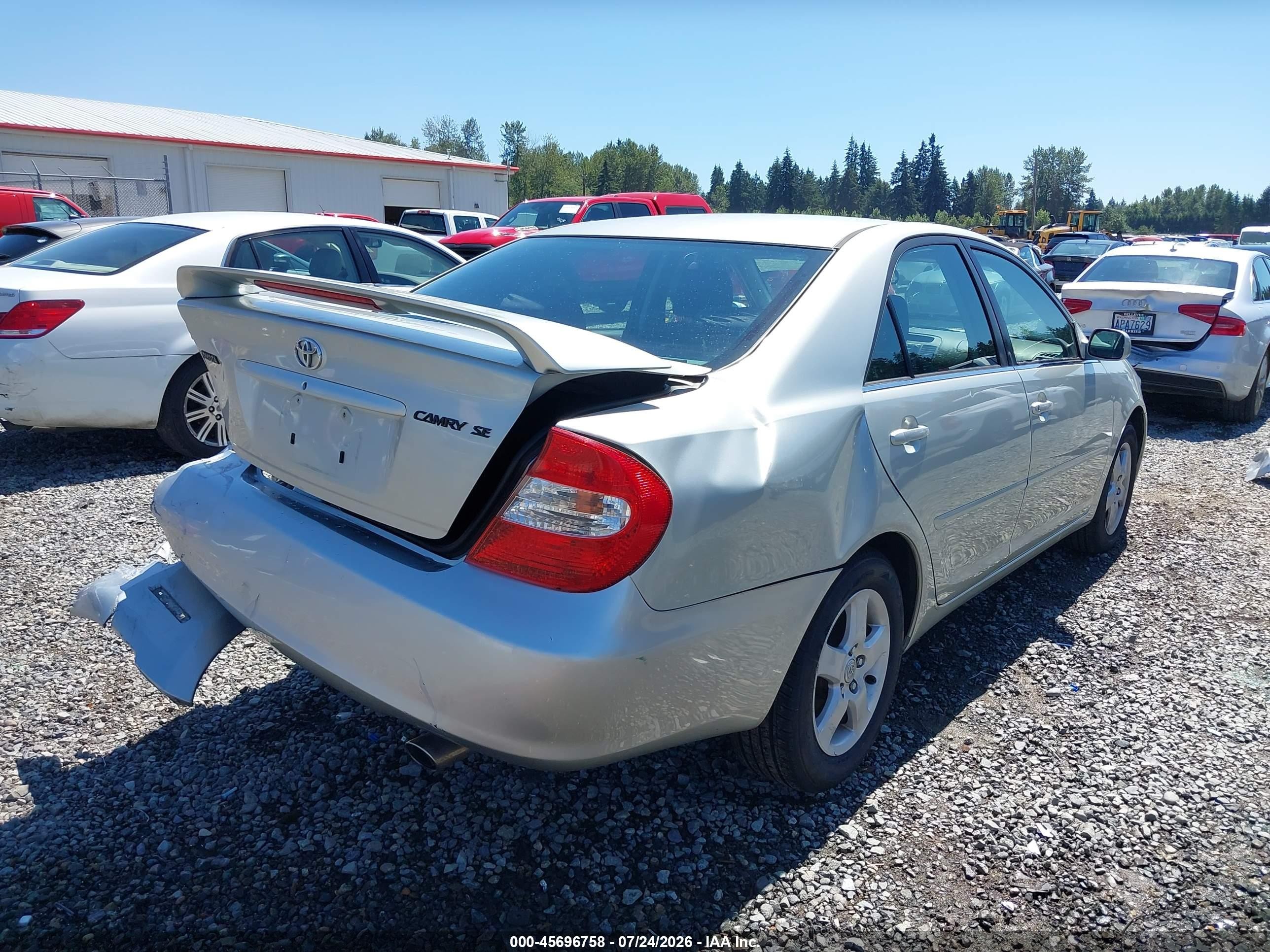2002 Toyota Camry Se Silver vin: JTDBE32K020069946